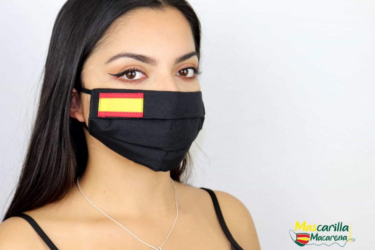 Así es la mascarilla Macarena oficial: La tendencia de la mascarilla con bandera España