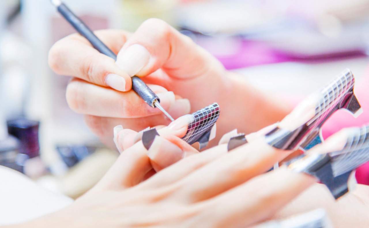 Escoger el mejor salón de uñas de gel en Valencia