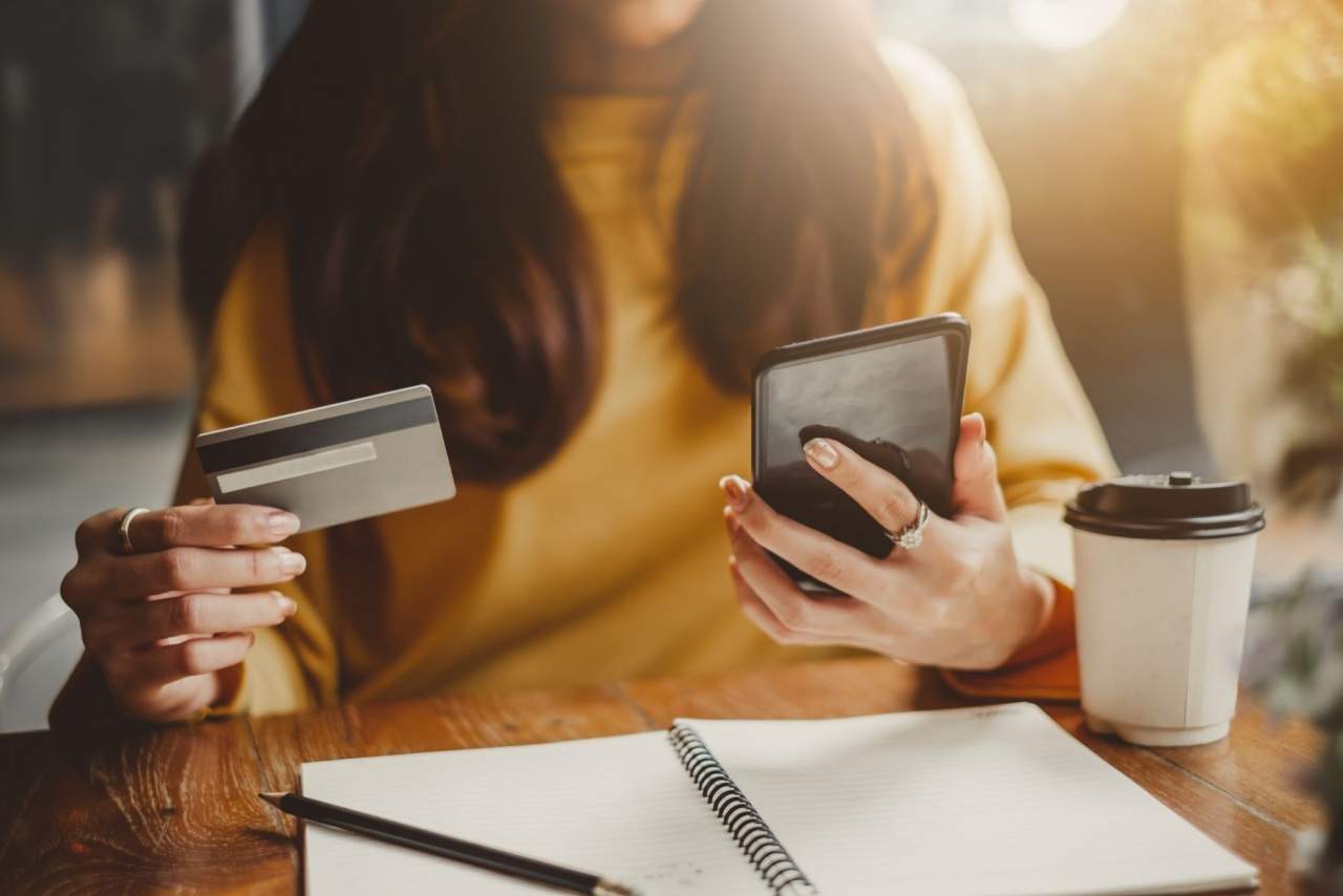 Reclamar las tarjetas revolving por interés abusivo con Recuperalia Abogados