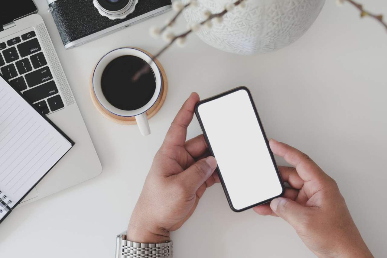 Los servicios de telefonía móvil MovilFly