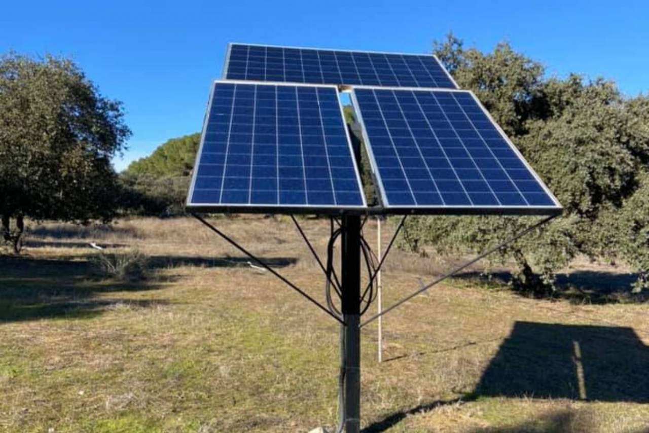 Instalar placas fotovoltaicas en casa con la empresa especializada AGRUPACIONES & SOLUCIONES SOLARES
