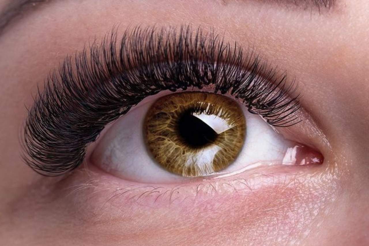 Curso de extensiones de pestañas en Oviedo: Noa Nox
