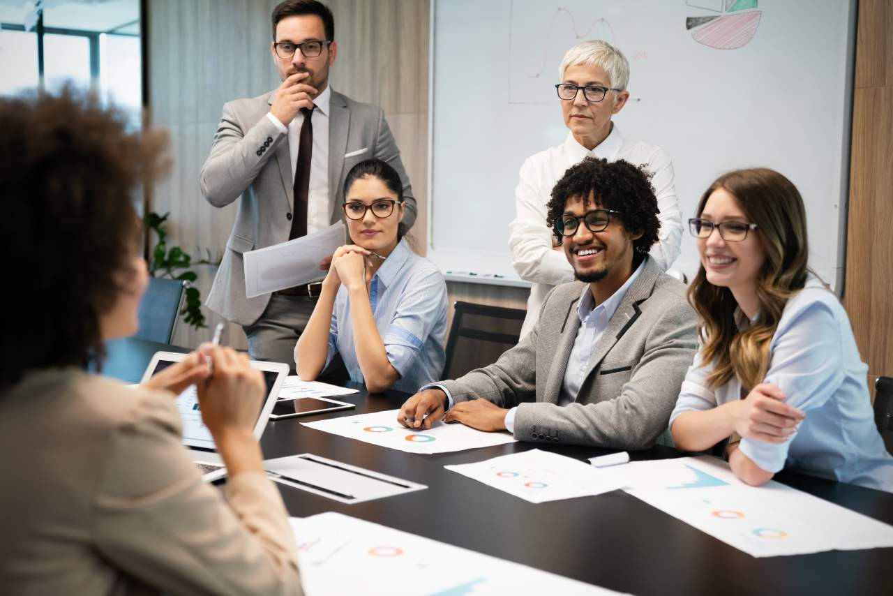 Mejorar el clima laboral en las oficinas con los sistemas de climatización Decke