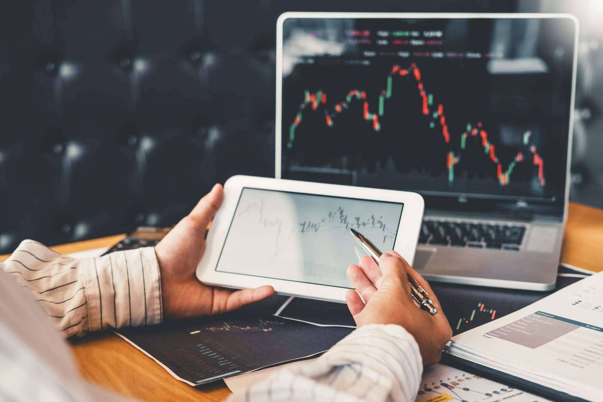 ¿Qué es hacer trading? Por Traders Business School