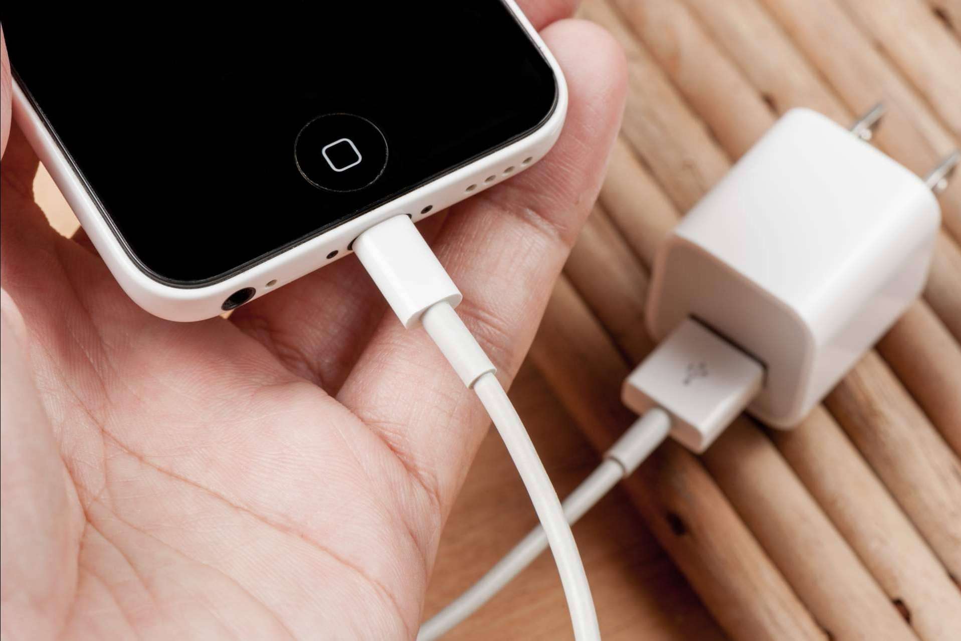 Mejores accesorios para el iPhone en Aforroweb