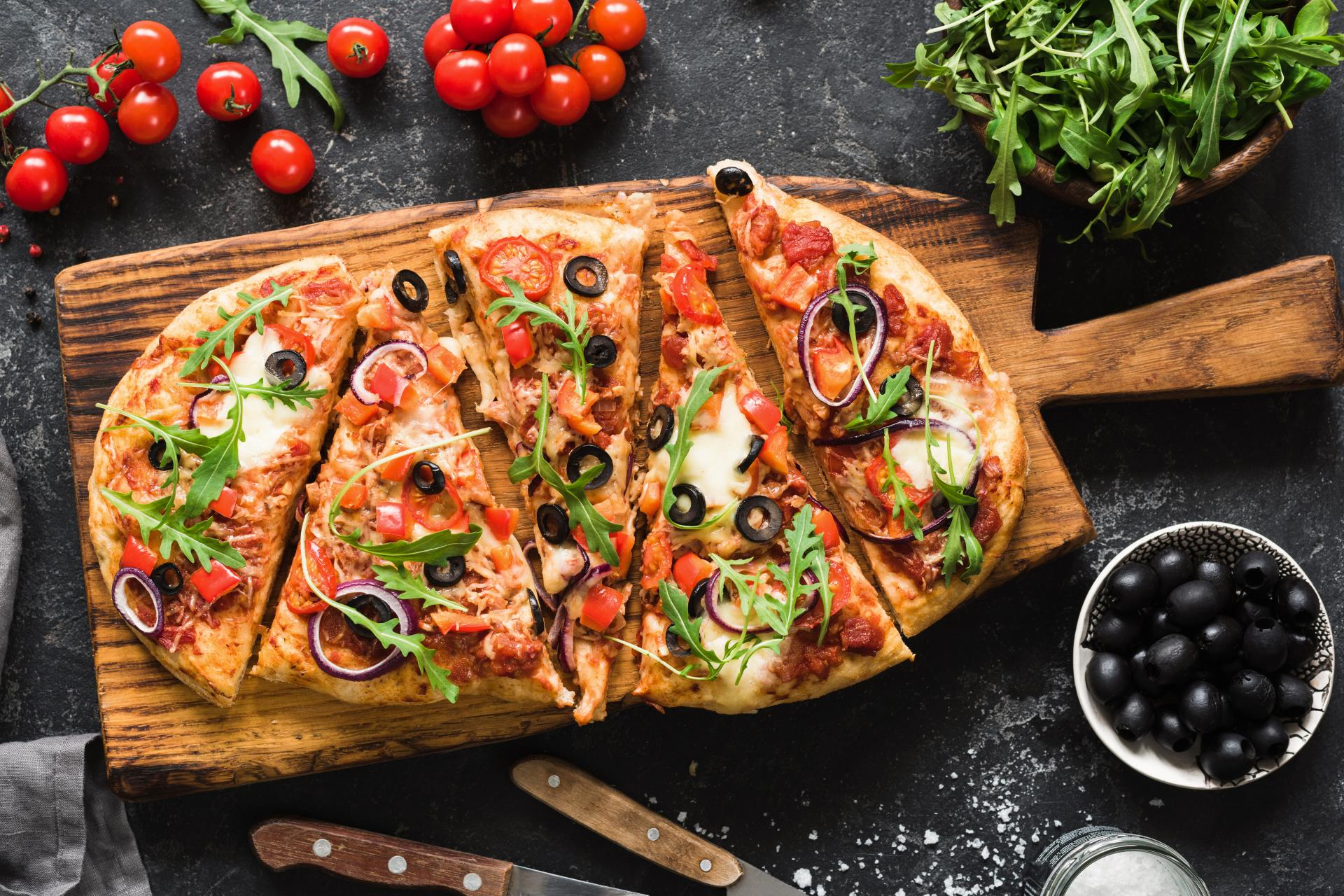 Con más de 20 años de experiencia en pizzería, Mozzarella & Basilico se posiciona como una de las grandes referentes en el Puerto de Santa María