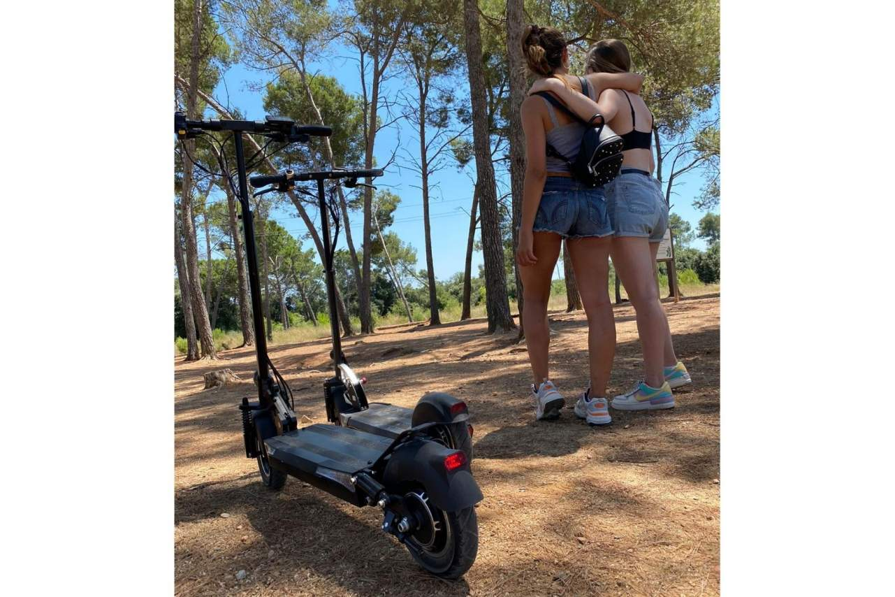 Abrir una tienda propia con taller de patinetes eléctricos es posible con SABWAY