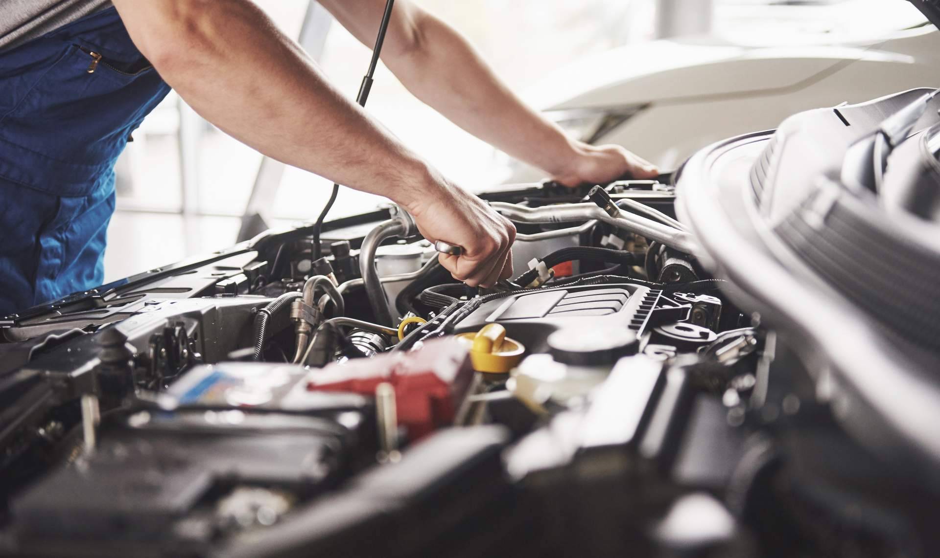 Curso de Mecánica y Electricidad del Automóvil por el Instituto Técnico de Automoción