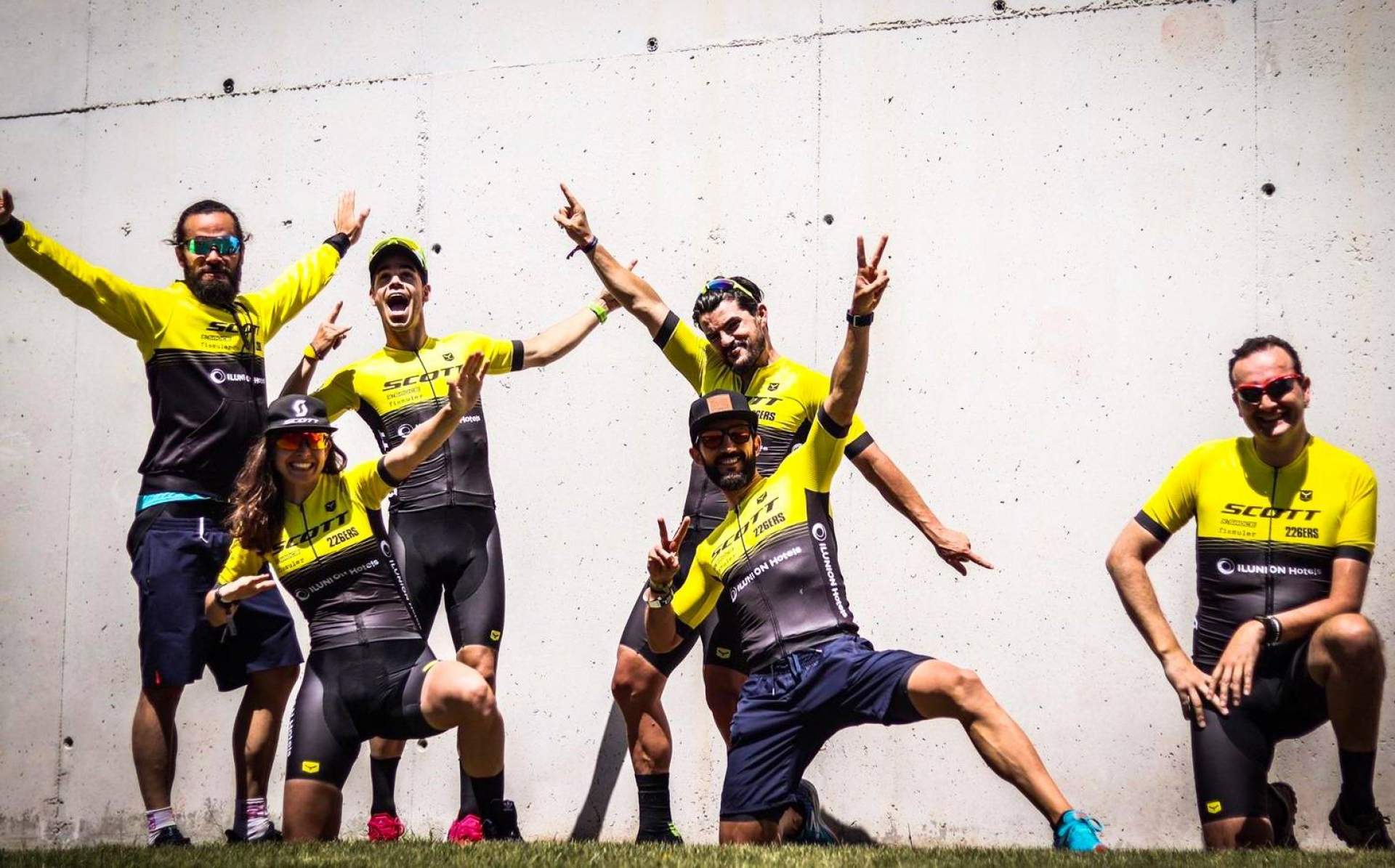 La ropa deportiva en tendencia en 2021: Taymory Team Builing