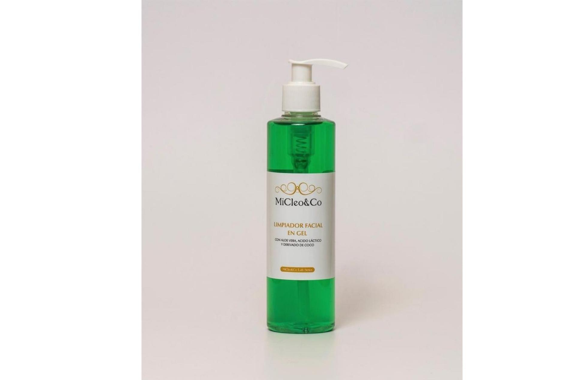 El nuevo limpiador facial en gel de MiCleo&Co aporta suavidad y confortabilidad en la piel