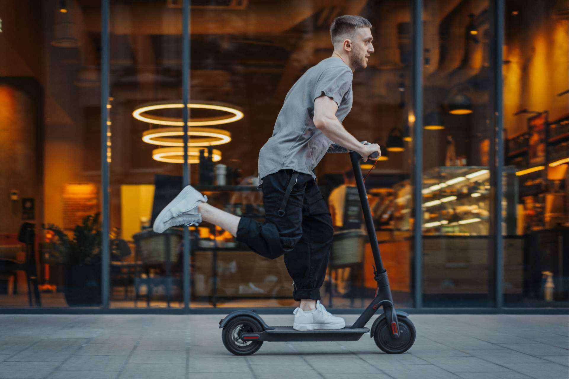 La experiencia de alquilar un patinete eléctrico en Barcelona con LYNX