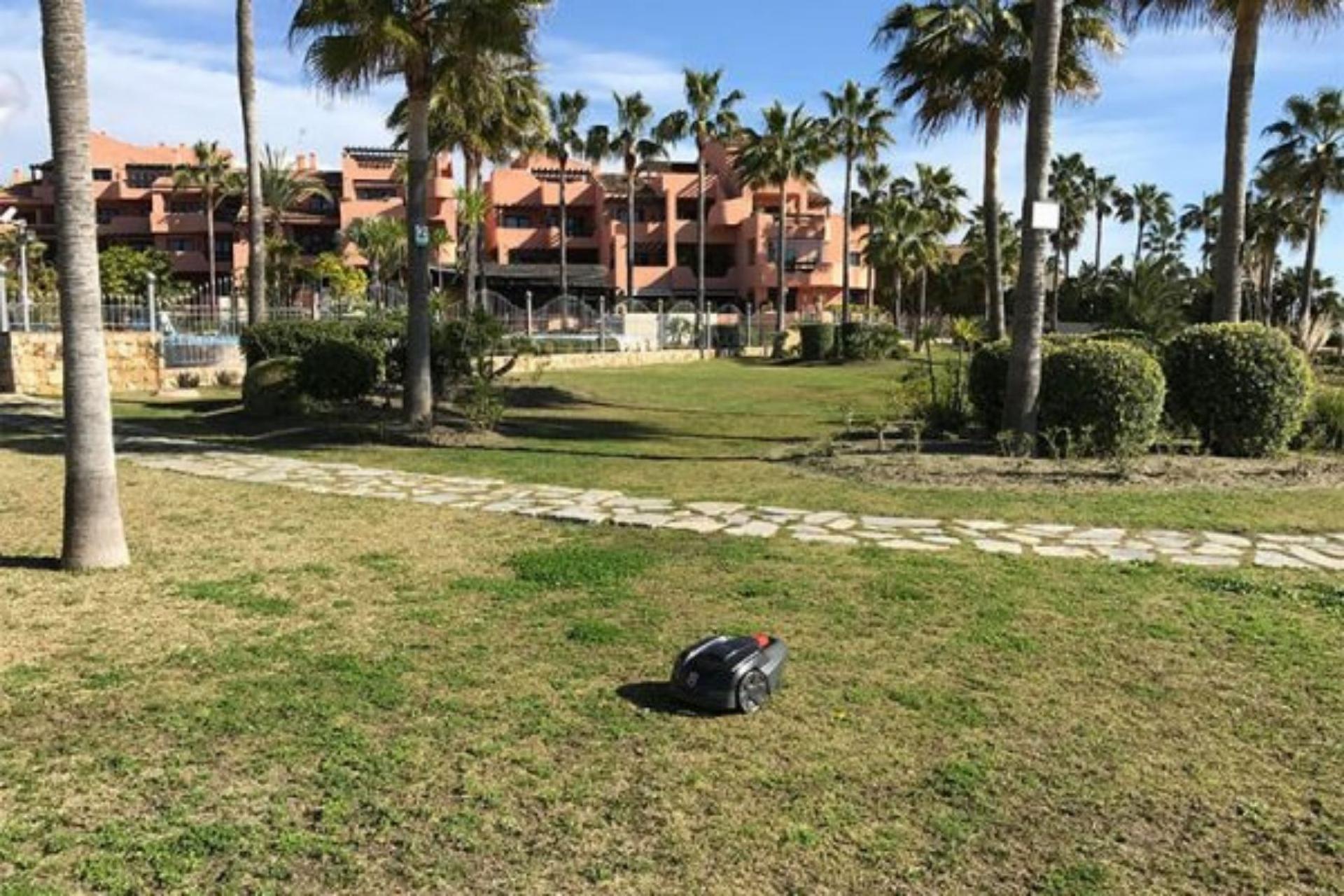 Robotic Mowers, la revolución de los robots cortacésped