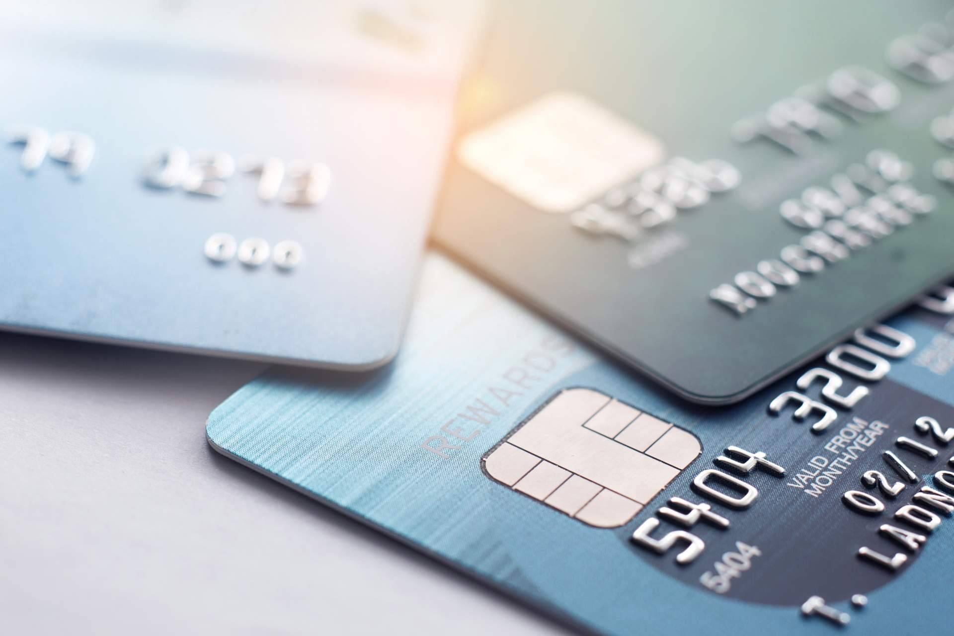 Víctimas del Crédito ofrece la posibilidad de cancelar tarjetas de crédito cuando existen cláusulas abusivas