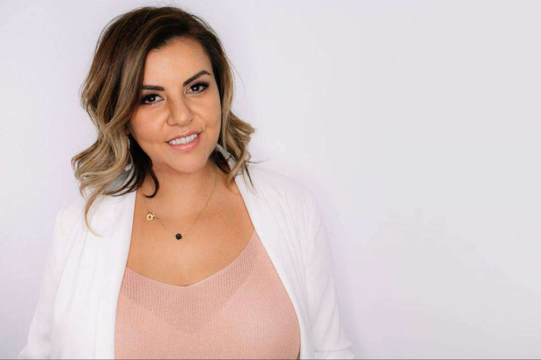 La cosmética al servicio del bienestar de la mano de Natalia Muñiz, que consigue eliminar estrías, cicatrices y marcas post acné