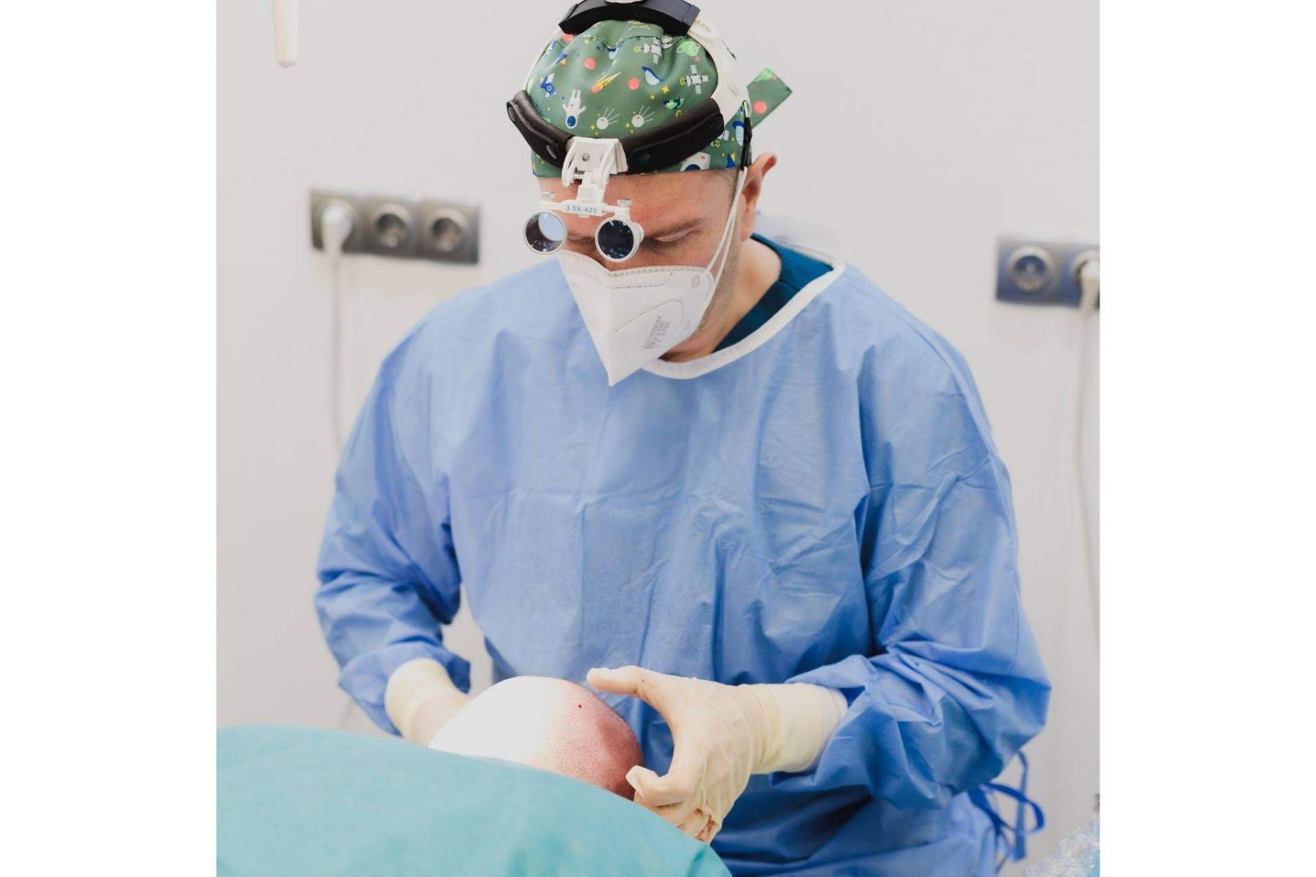 Microinjertos de barba y cejas de la mano de la Clínica Adcure