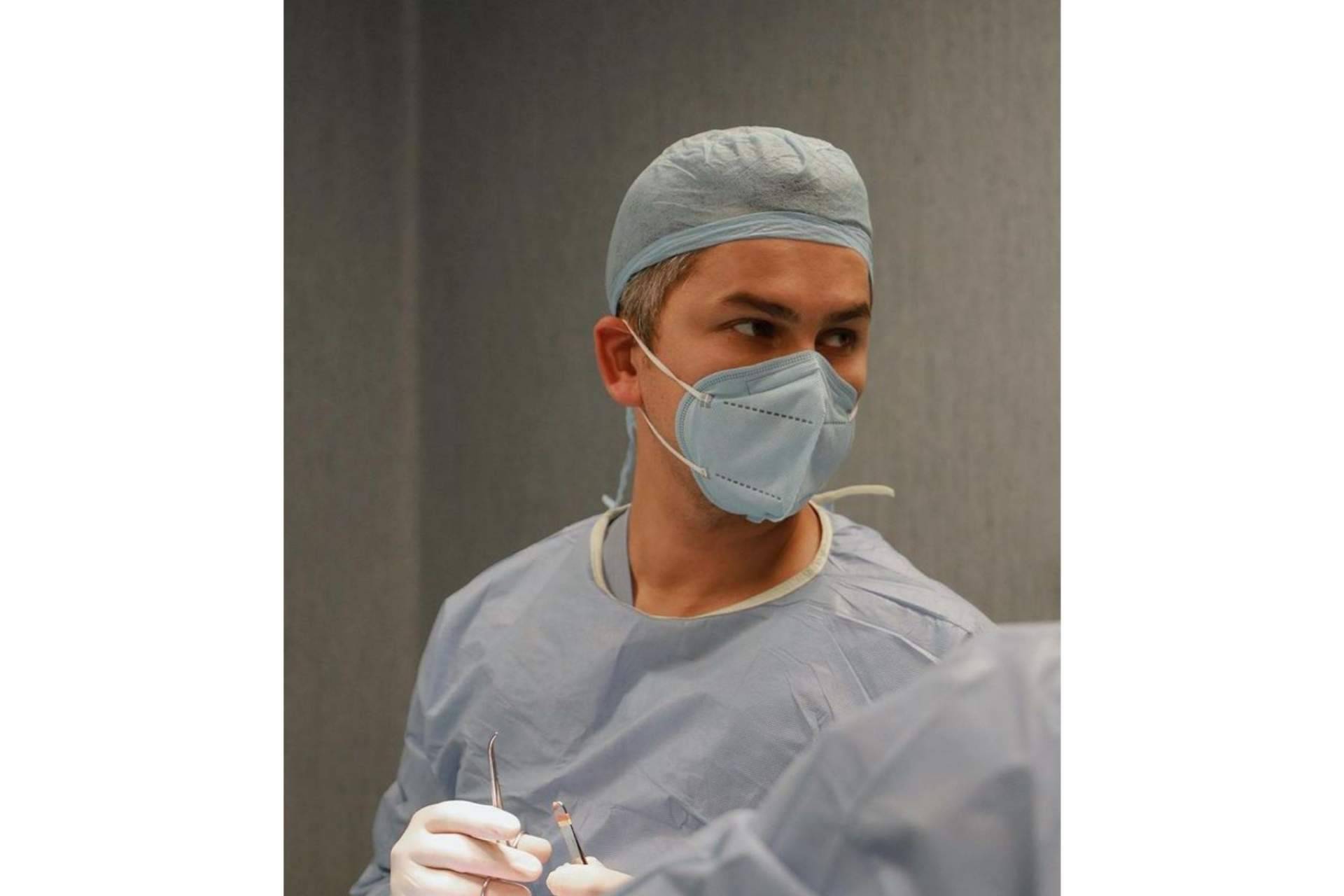 ¿Es posible revitalizar la expresión facial de mujeres y hombres mediante tratamientos estéticos?: Doctor Castellar