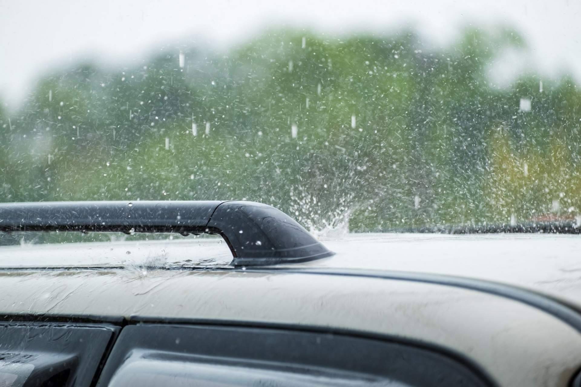 Herramientas de RSPAutomoción para las reparaciones de coches nuevos en campas afectados por granizo