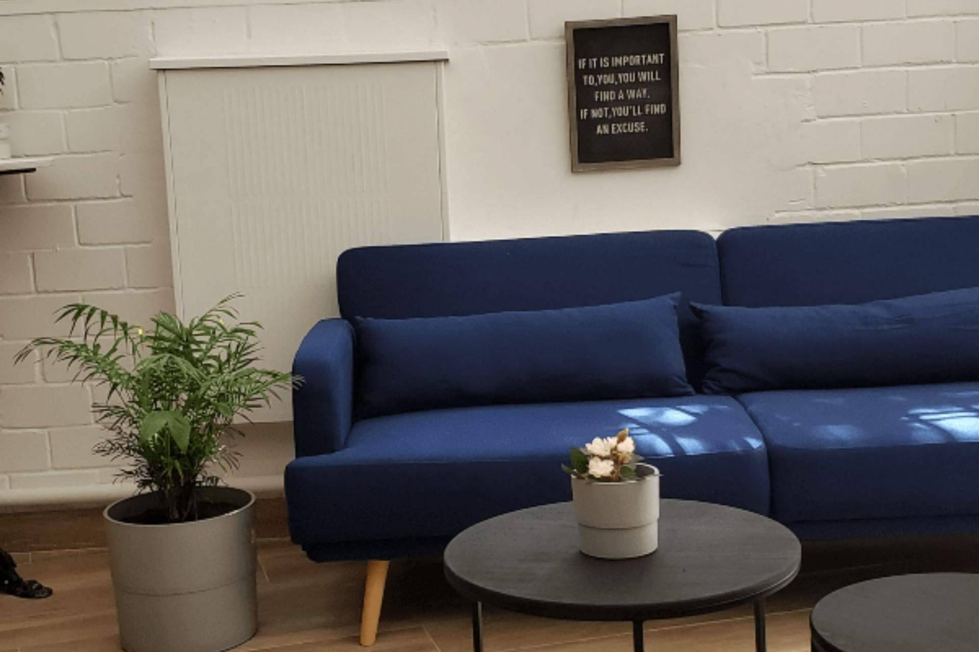 Coworkingarea10: atreverse a crear una vida profesional en el popular coworking de Vallecas, Madrid