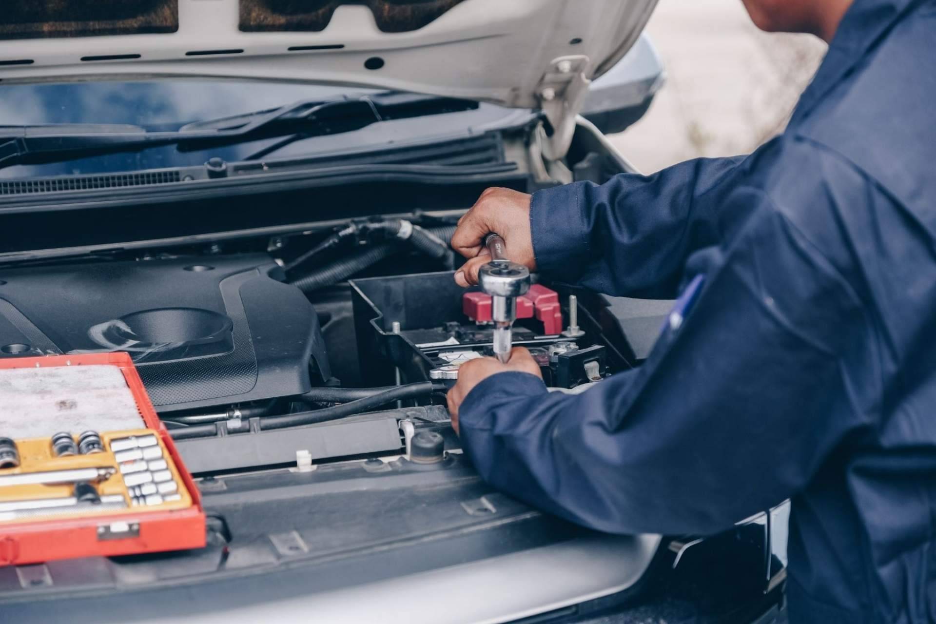 El Instituto Técnico de Automoción imparte un curso mecánica y electricidad del automóvil
