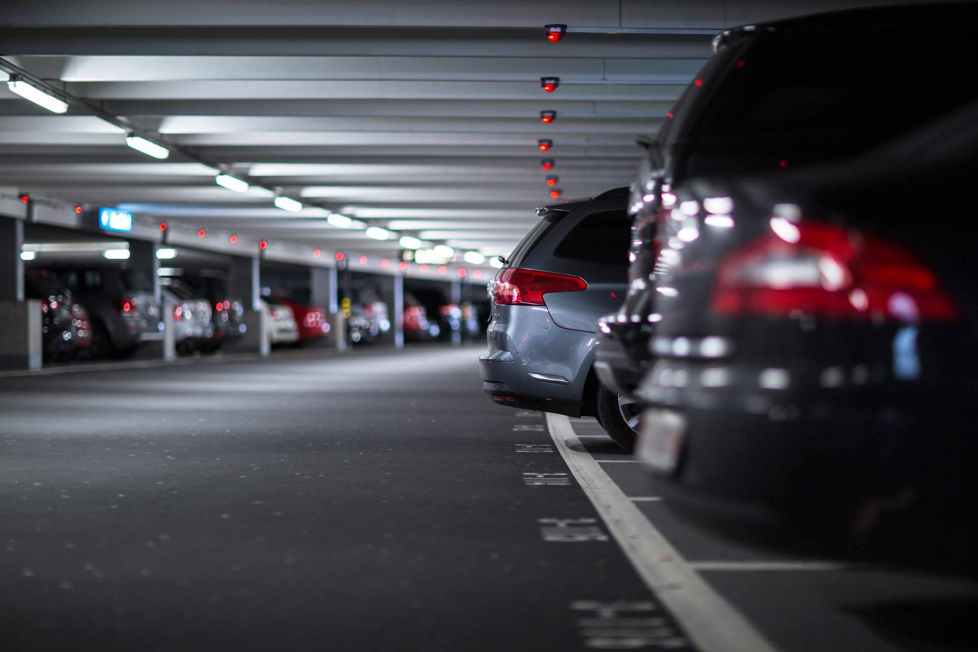 Reservar parkings en Barcelona y descubrir los encantos de la Ciudad Condal viajando en coche gracias a Parkimeter