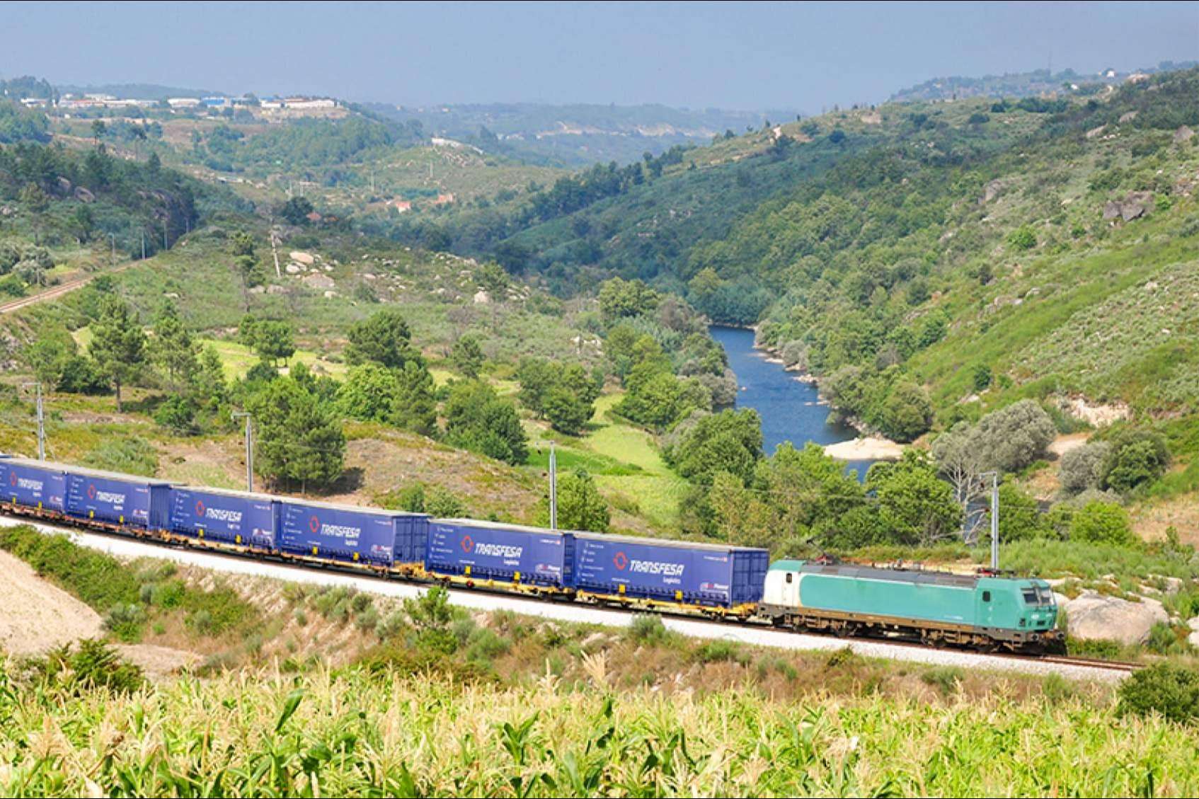 Grupo Marítima Sureste estrena el próximo octubre una conexión ferroviaria de mercancías entre Murcia y Reino Unido