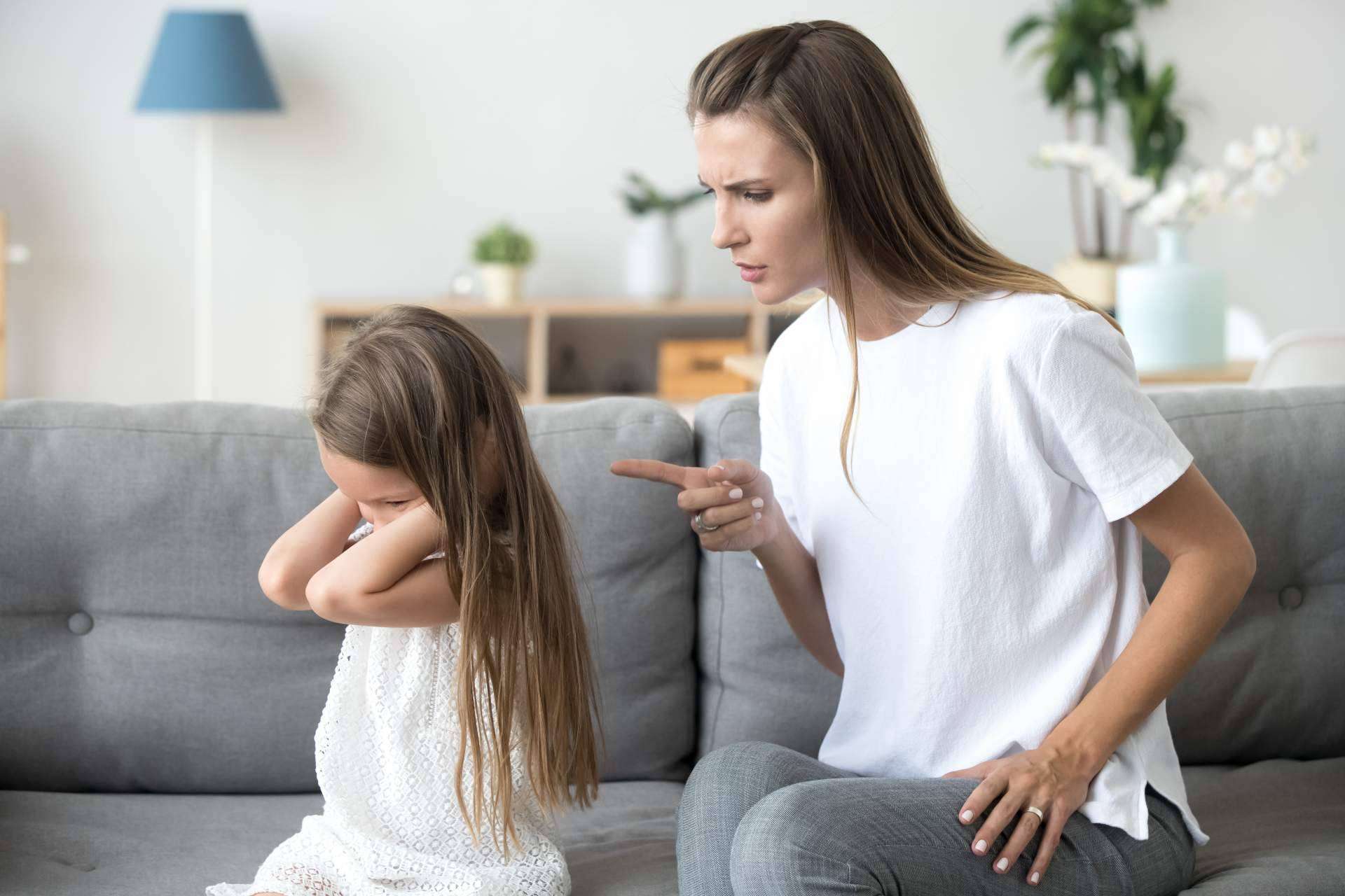 La metodología para gestionar los límites y castigos de los hijos: FlexiCrianza
