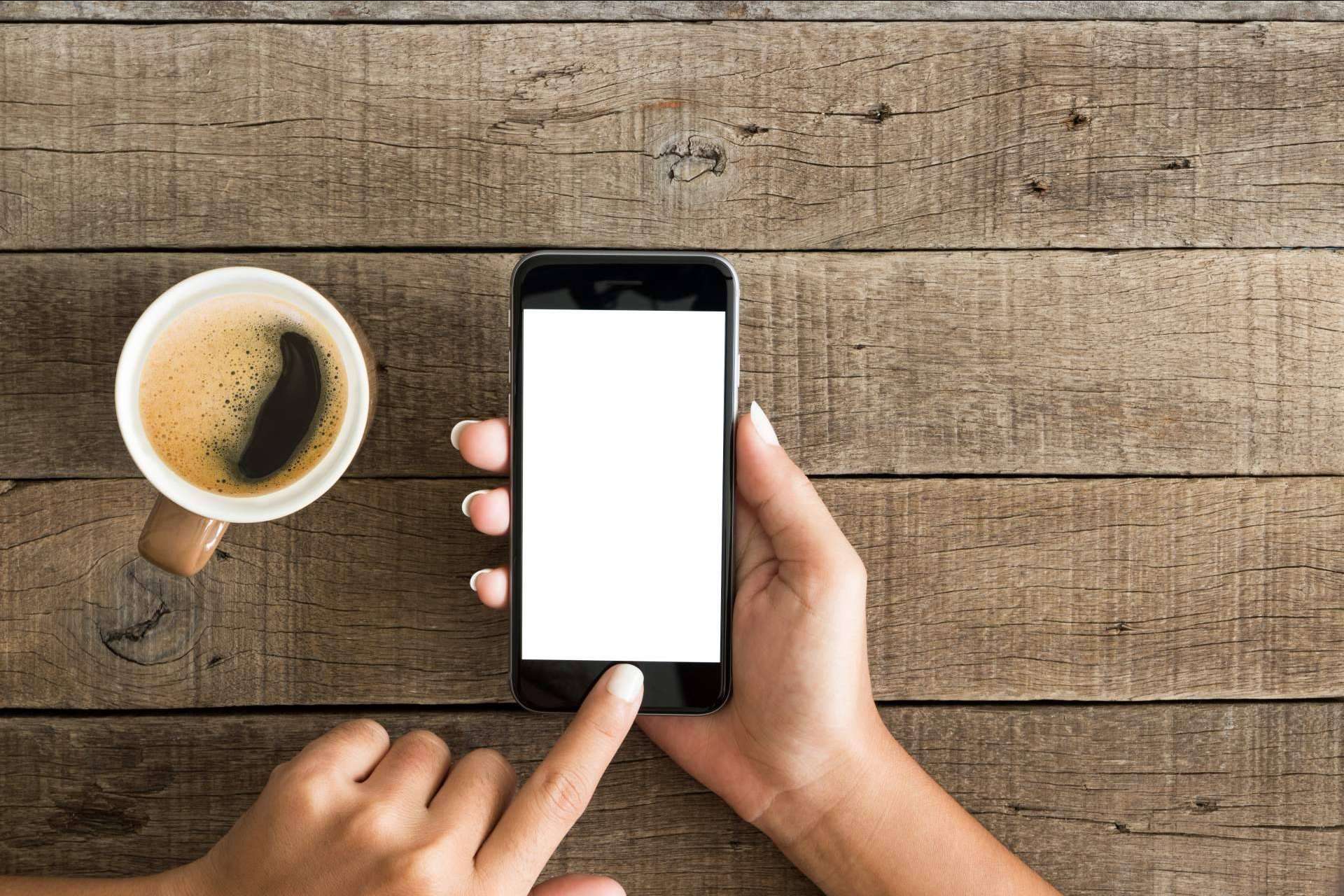 AlexPhone: empresa número 1 en venta de iPhone reacondicionados en Barcelona