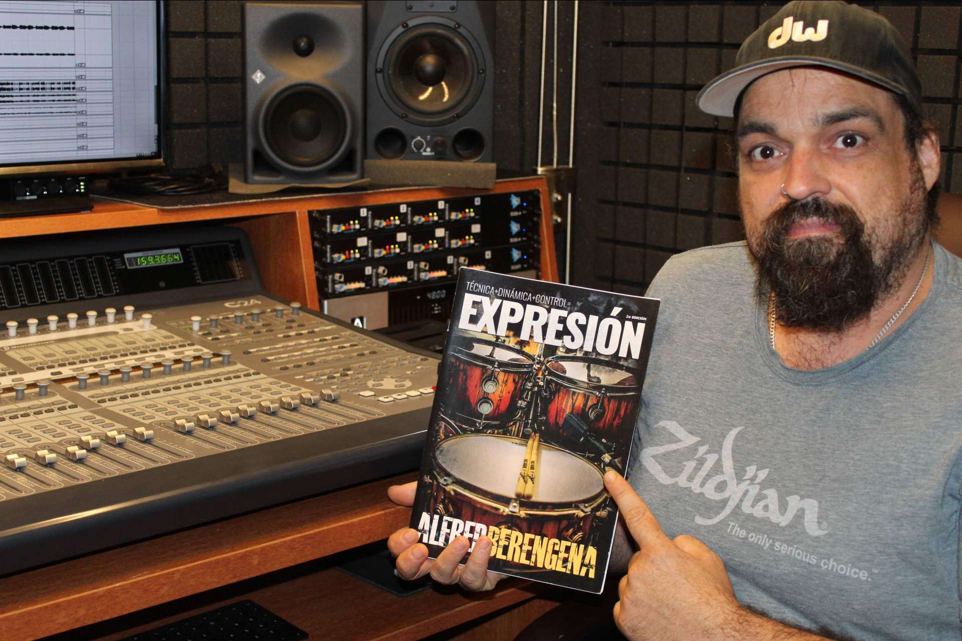 EXPRESIÓN, la primera edición del último libro de batería de Alfred Berengena que se ha agotado en un año