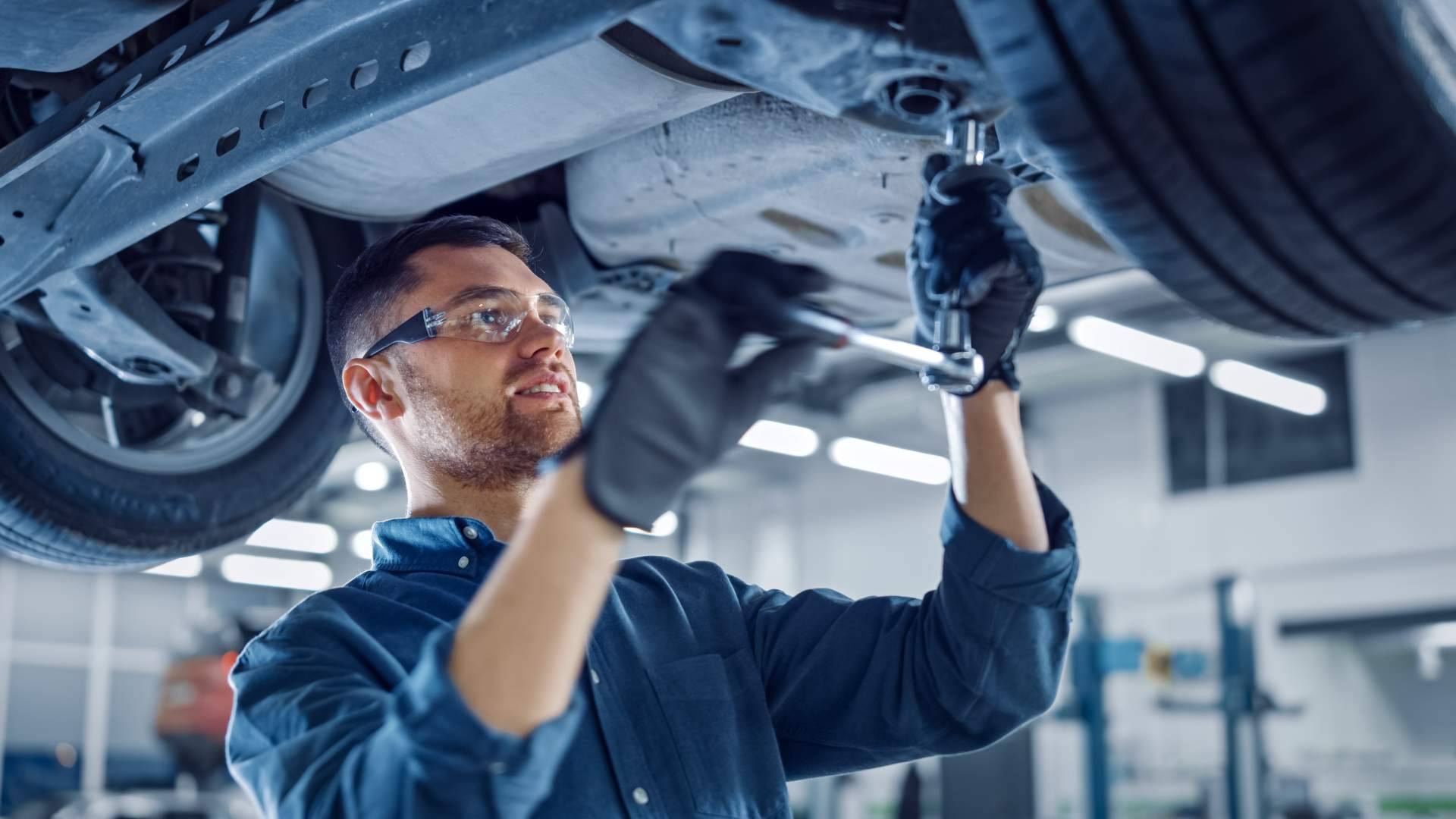 Las ventajas del curso de mecánica y electricidad de coches del Instituto Técnico de Automoción
