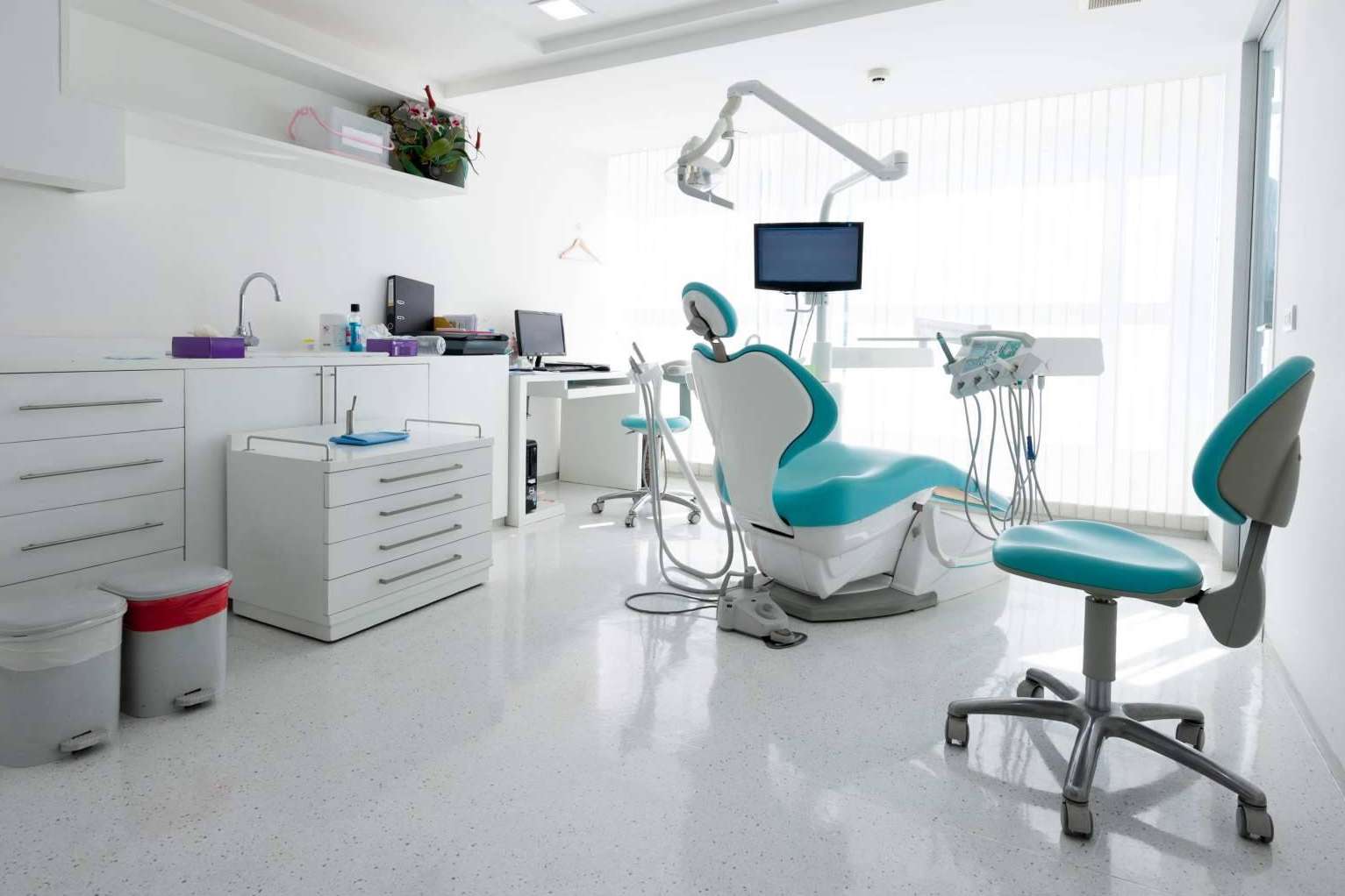 La importancia del mantenimiento entre paciente y paciente, por Precisión Médica Dental