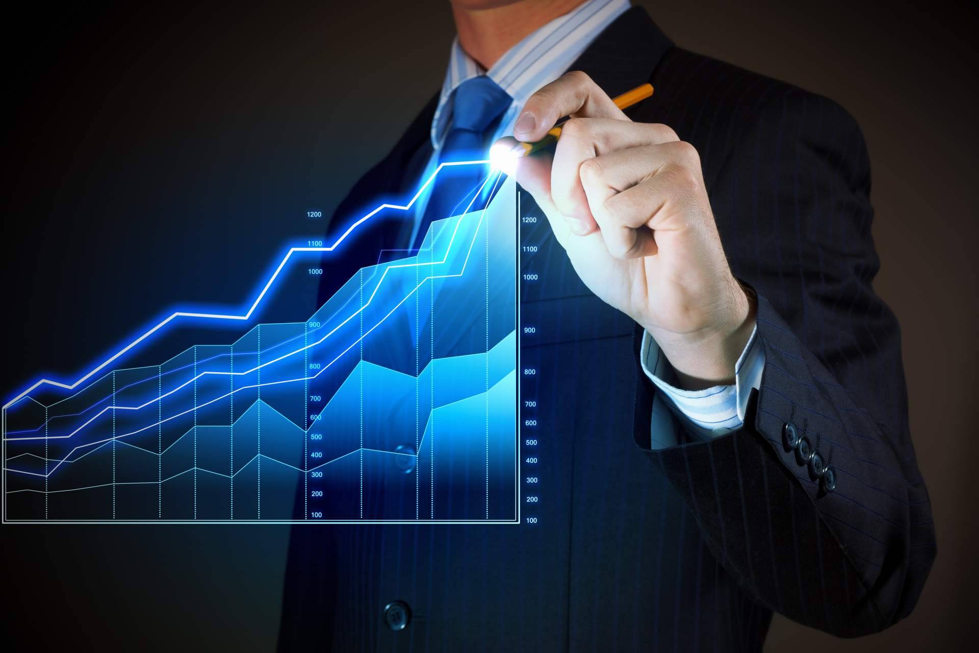 ¿Qué ofrecen los cursos de finanzas de Constanza Business & Protocol School?