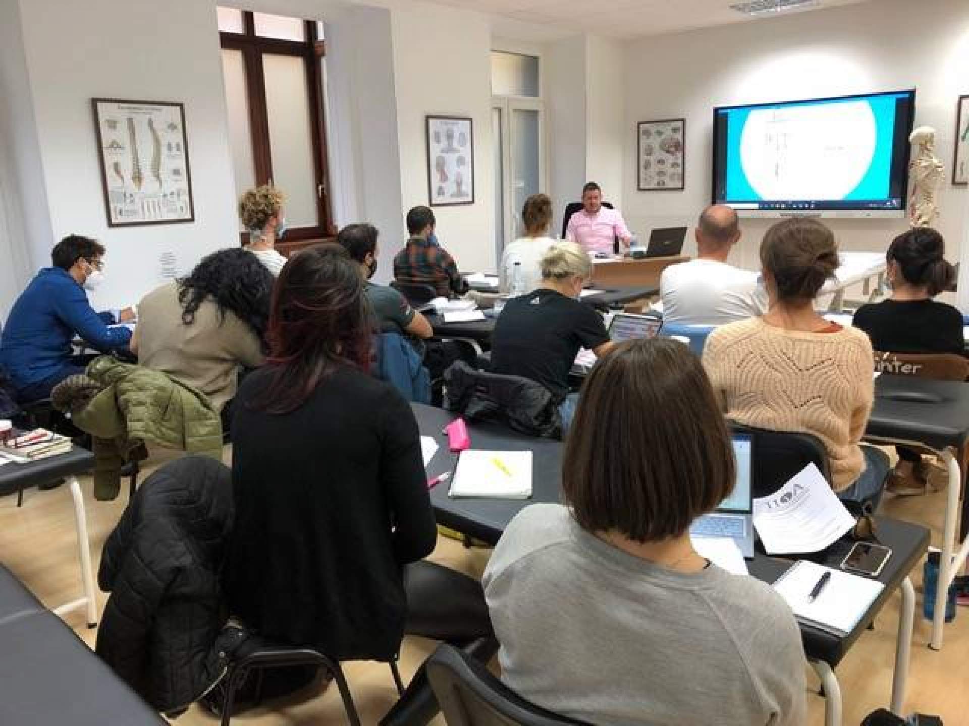 La osteopatía en los problemas discales lumbares: Instituto Internacional de Osteopatía Avanzada