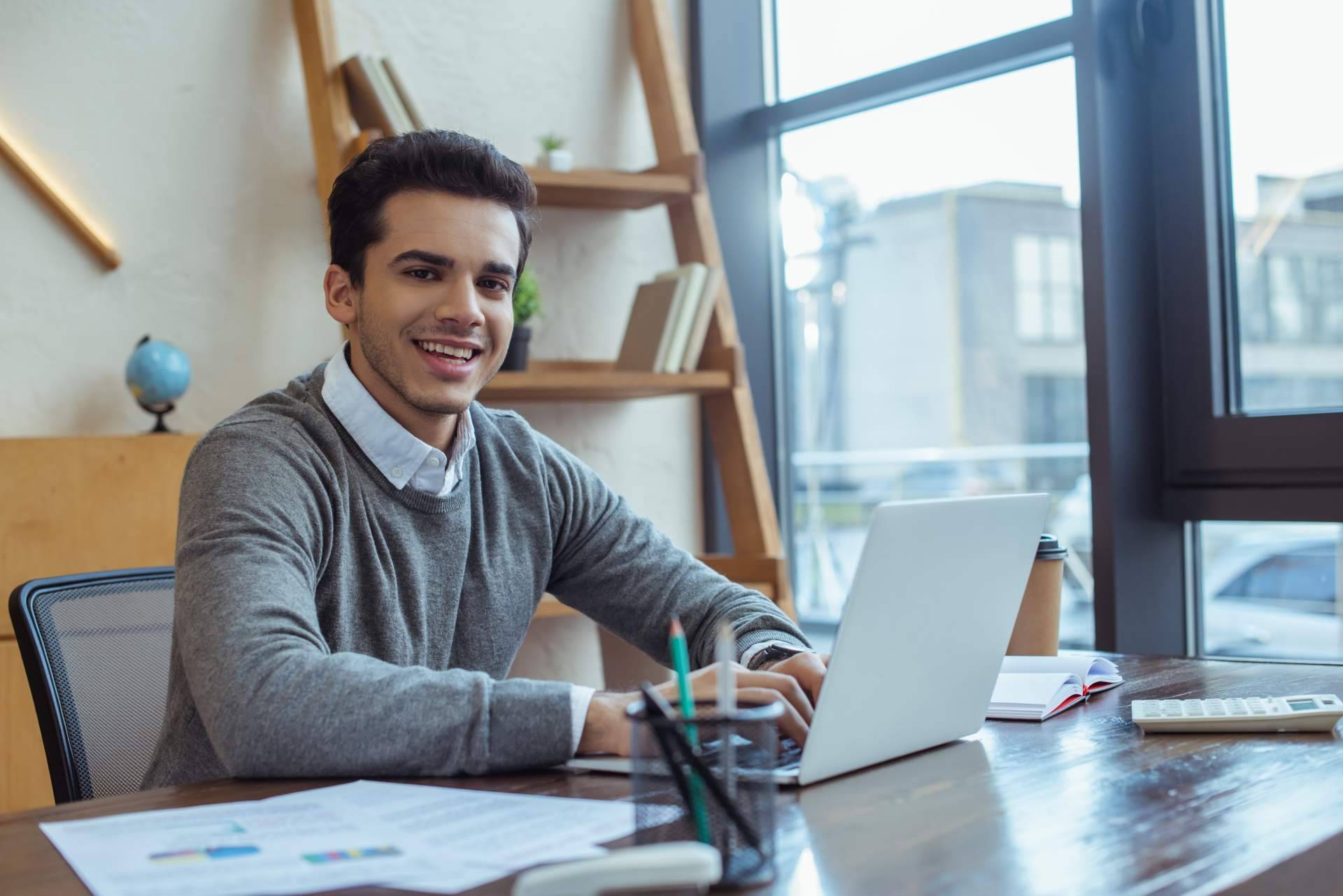 Aicad Business School: las claves para digitalizar un negocio contratando talento digital