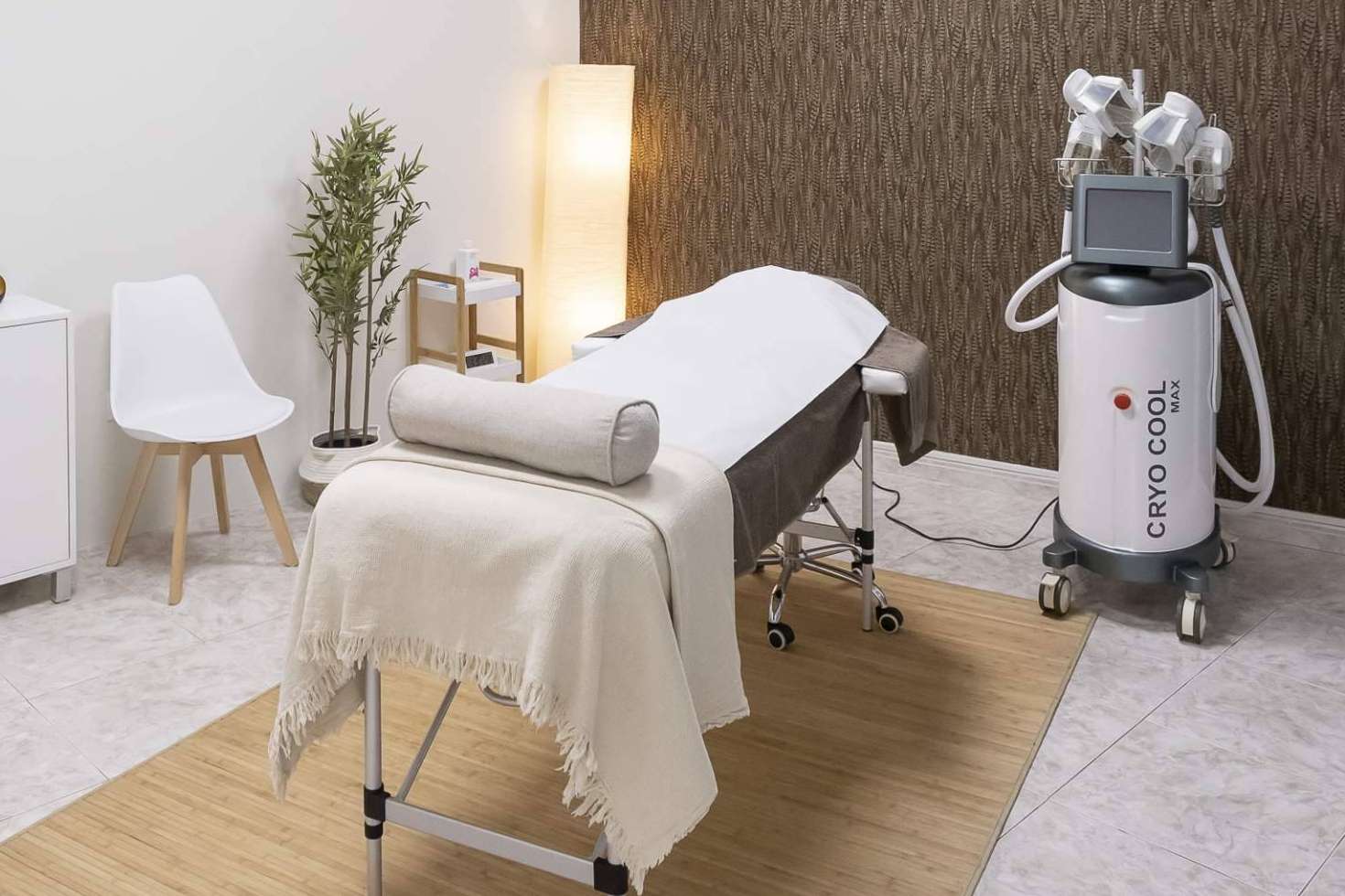 La criolipolisis es la técnica indicada por Femme para eliminar los excesos de grasa de las vacaciones