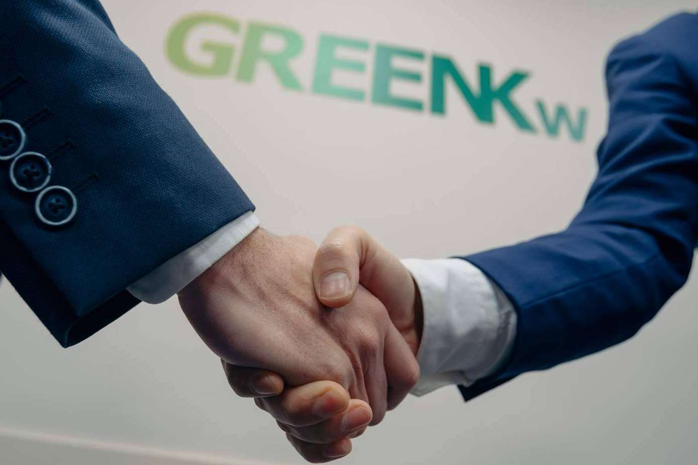 GREENKw es una empresa especializada en autoconsumo solar y renovables