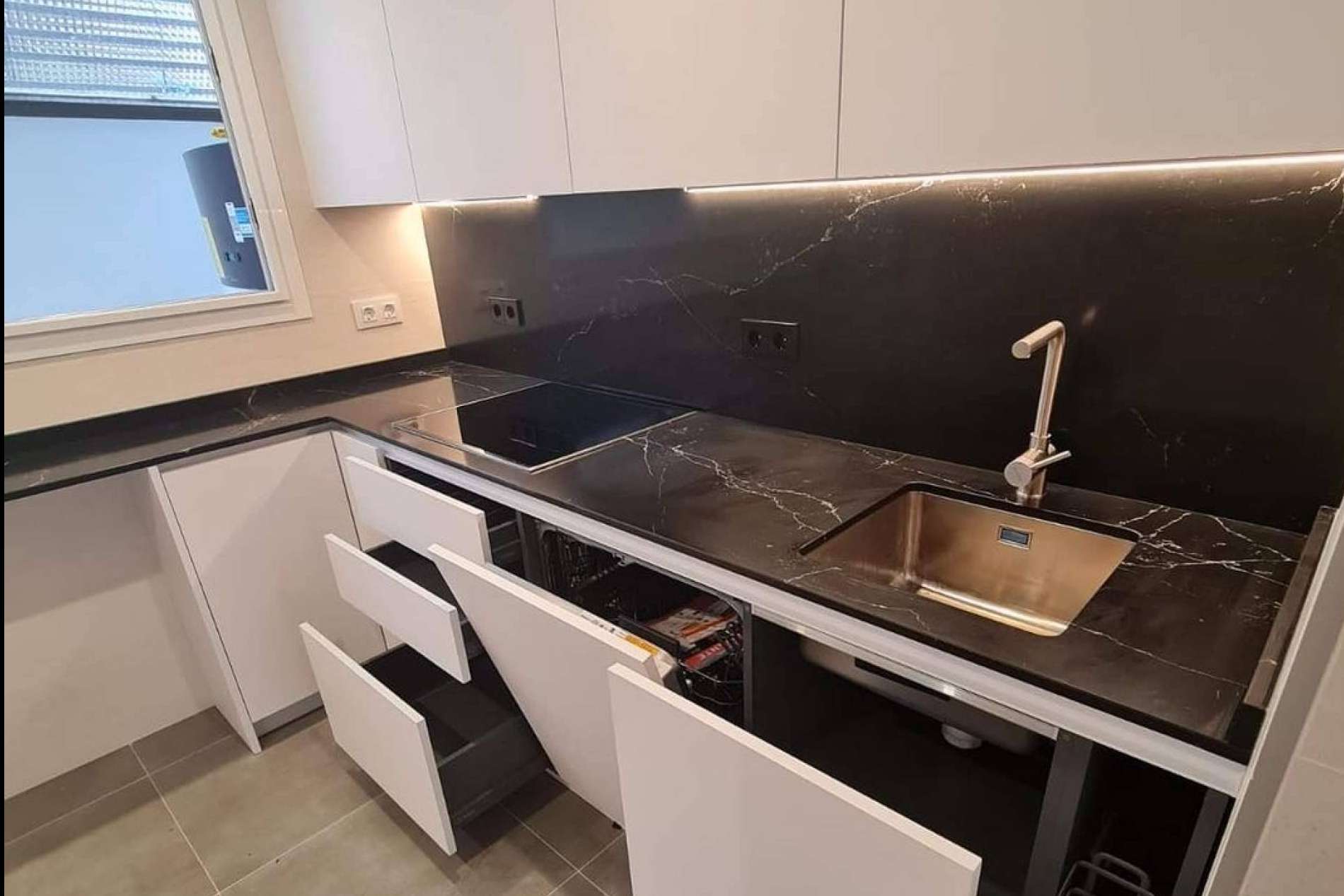 Valencia Reformas: ¿Cómo elegir un buen diseño de cocinas?