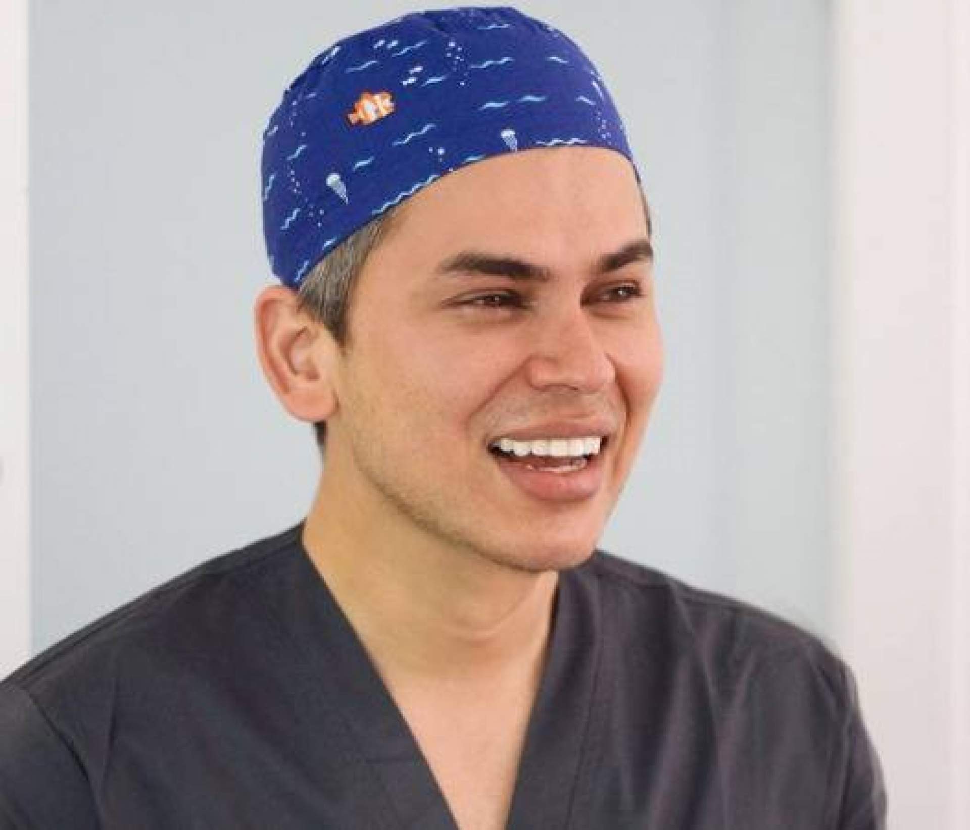 Rejuvenecer la mirada con el talento y la experiencia del Dr. Castellar