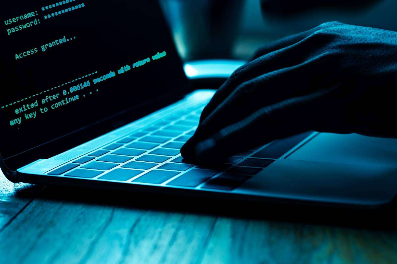 La importancia de la ciberseguridad para particulares y compañías aumenta cada año, por Sosmatic