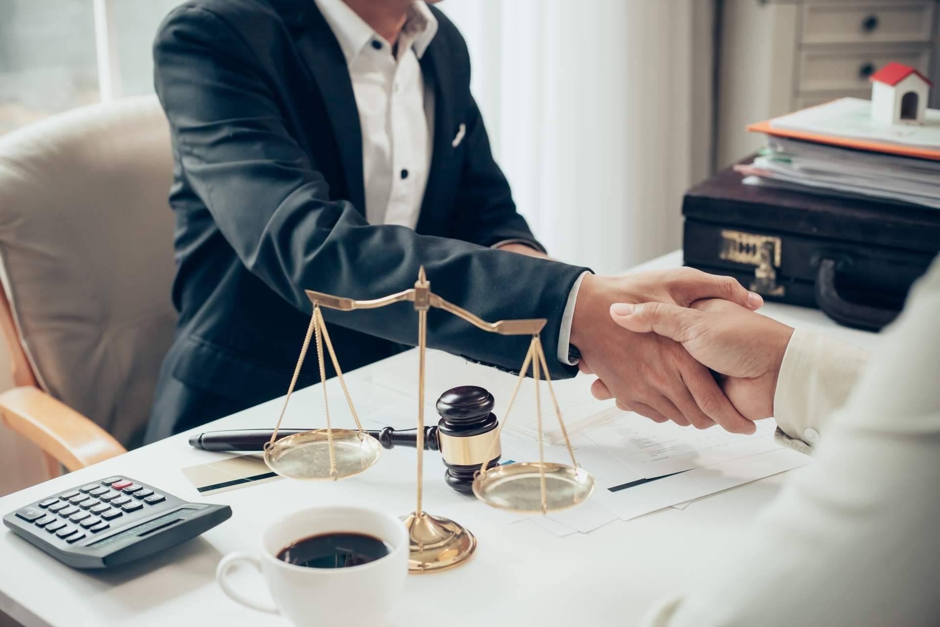Empezar un concurso de acreedores con la asesoría del equipo de abogados y economistas de RR31416