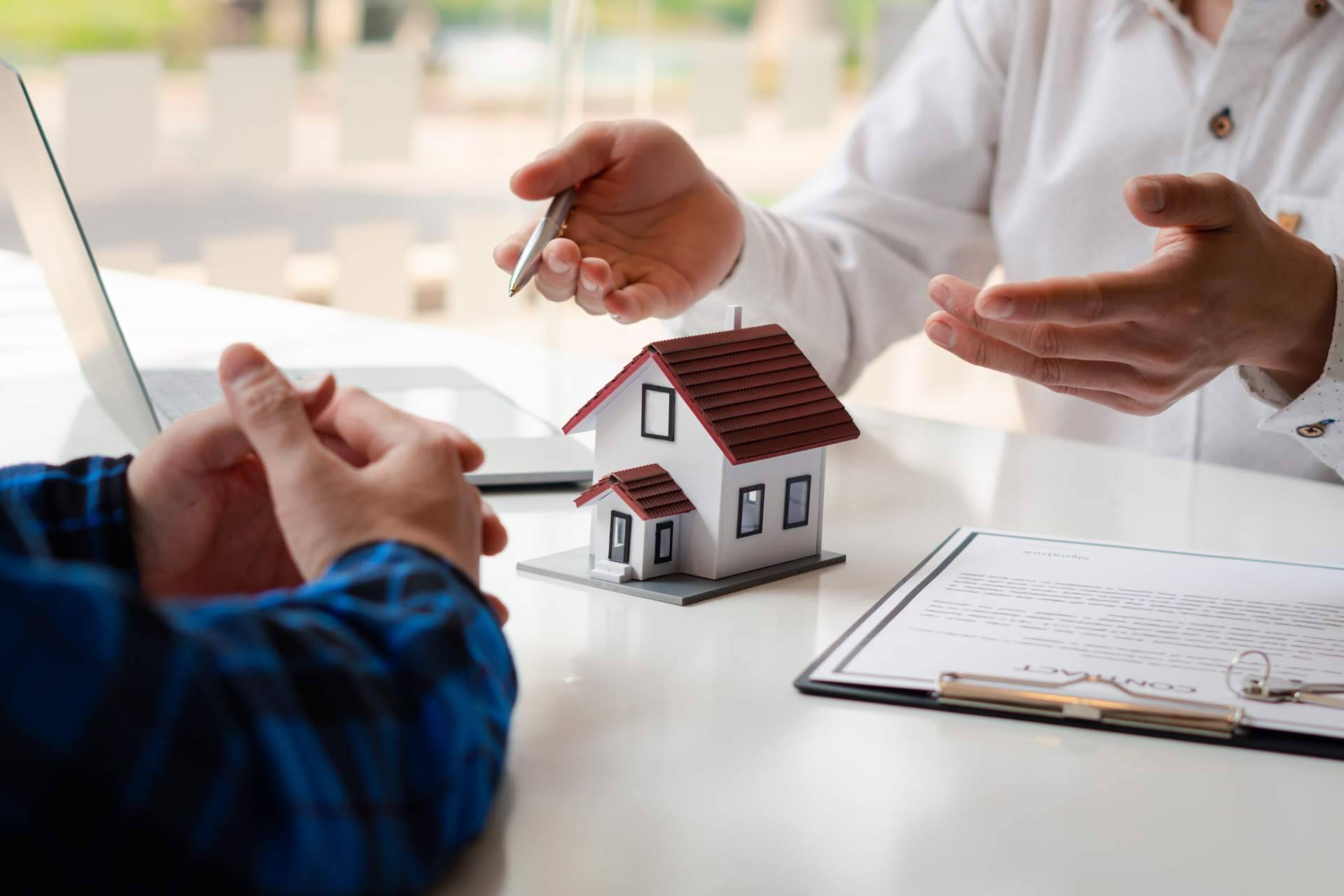 Técnicas de negociación efectivas para vender una vivienda al mejor precio de la mano de la agencia inmobiliaria Cano & Pujol