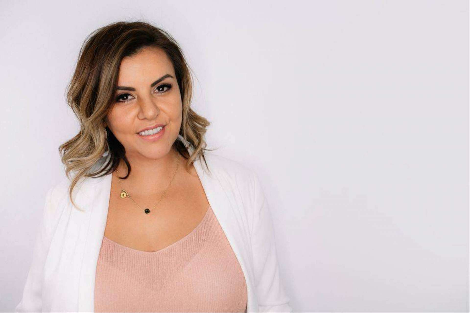 Aparatología de estética avanzada de la mano de NMBeauty Academy. Diferentes tipos de láser, oxigenoterapia y mucho más
