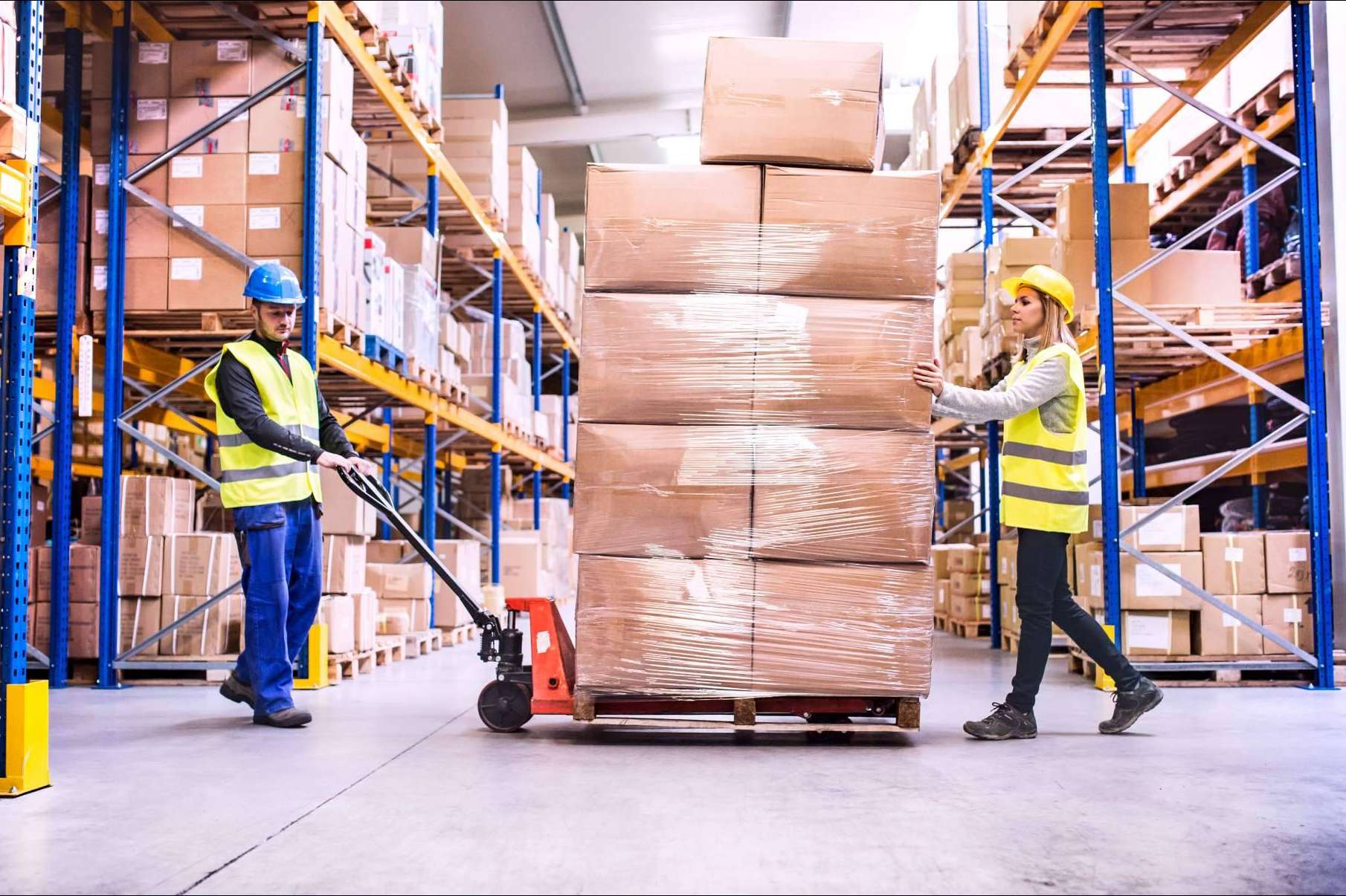 Servicio de paquetería y almacenamiento, factores clave para el correcto desarrollo de una empresa