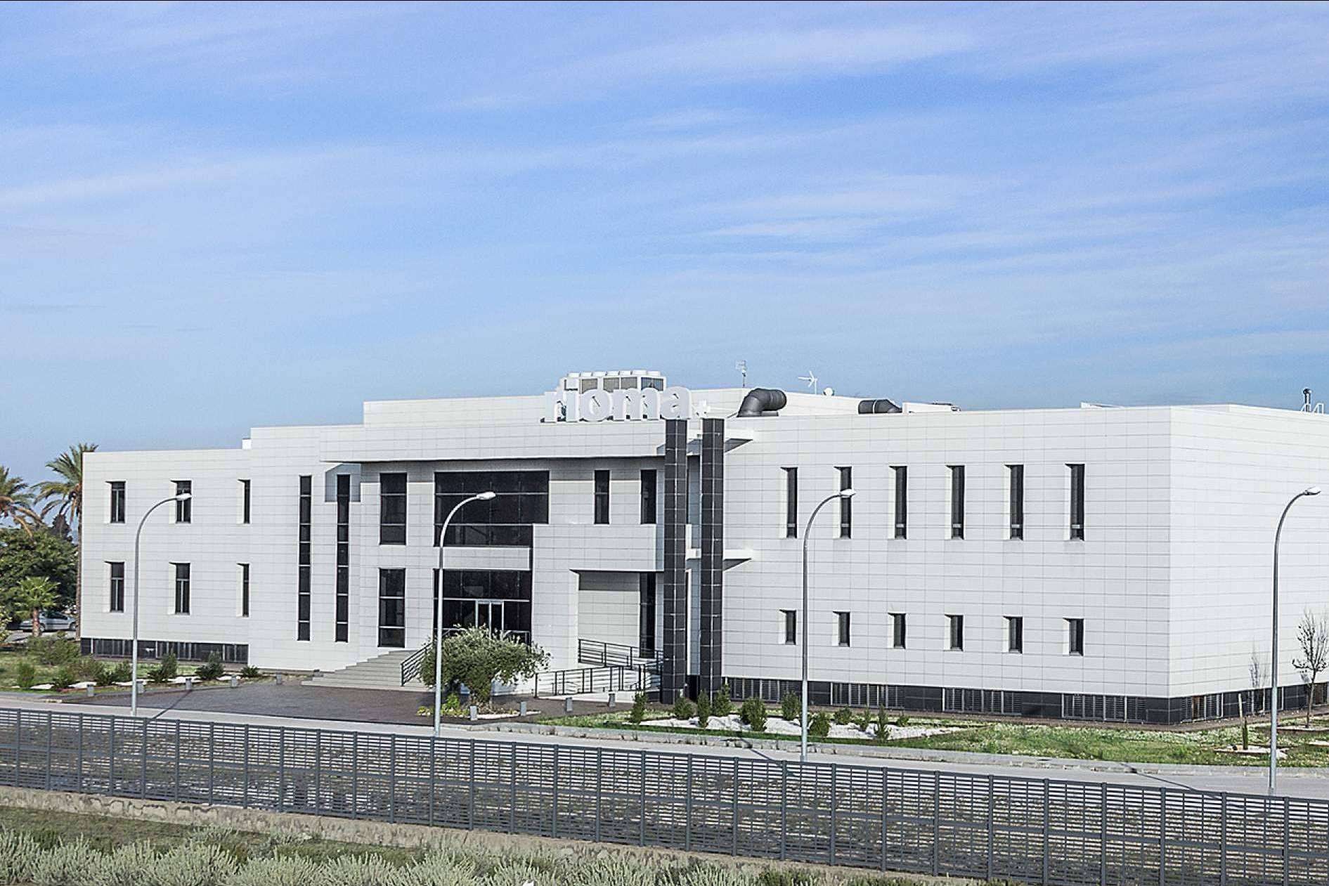 Rioma, una compañía comprometida con el medioambiente que se dedica la fabricación textil utilizando materiales sostenibles
