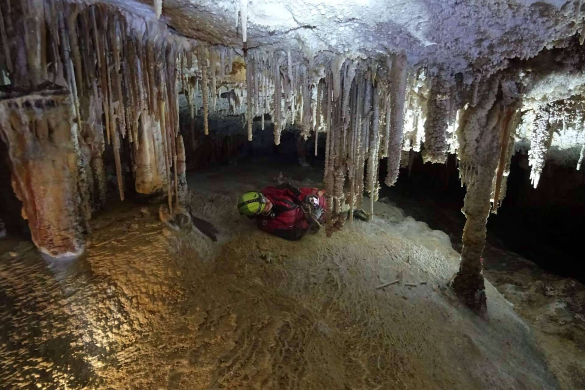 El curso de formación de iniciación a la espeleología de Vertical Challenge se programa para el mes de noviembre