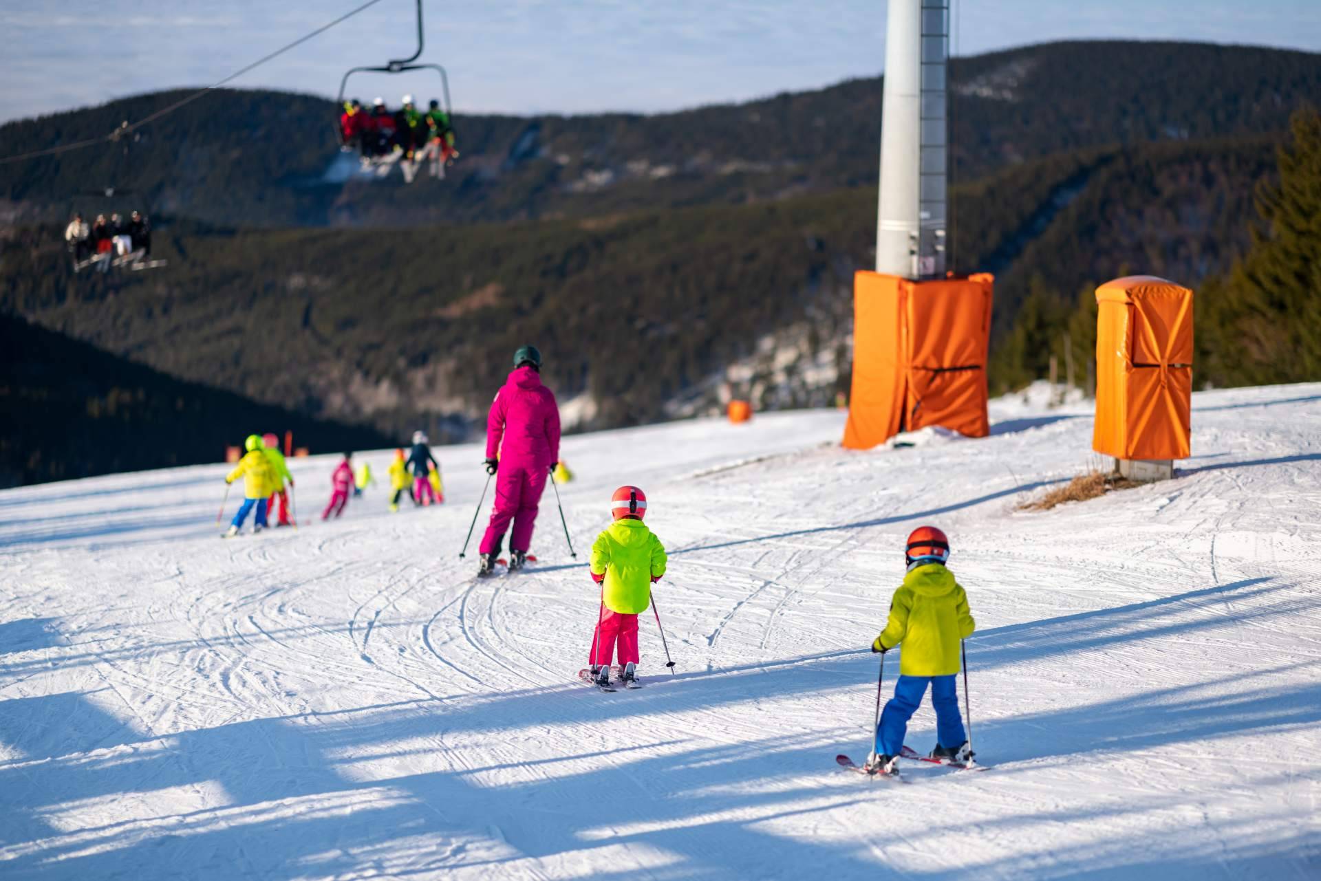 Cursos de esquí organizados por Ski Club Noroeste en la Sierra de Madrid