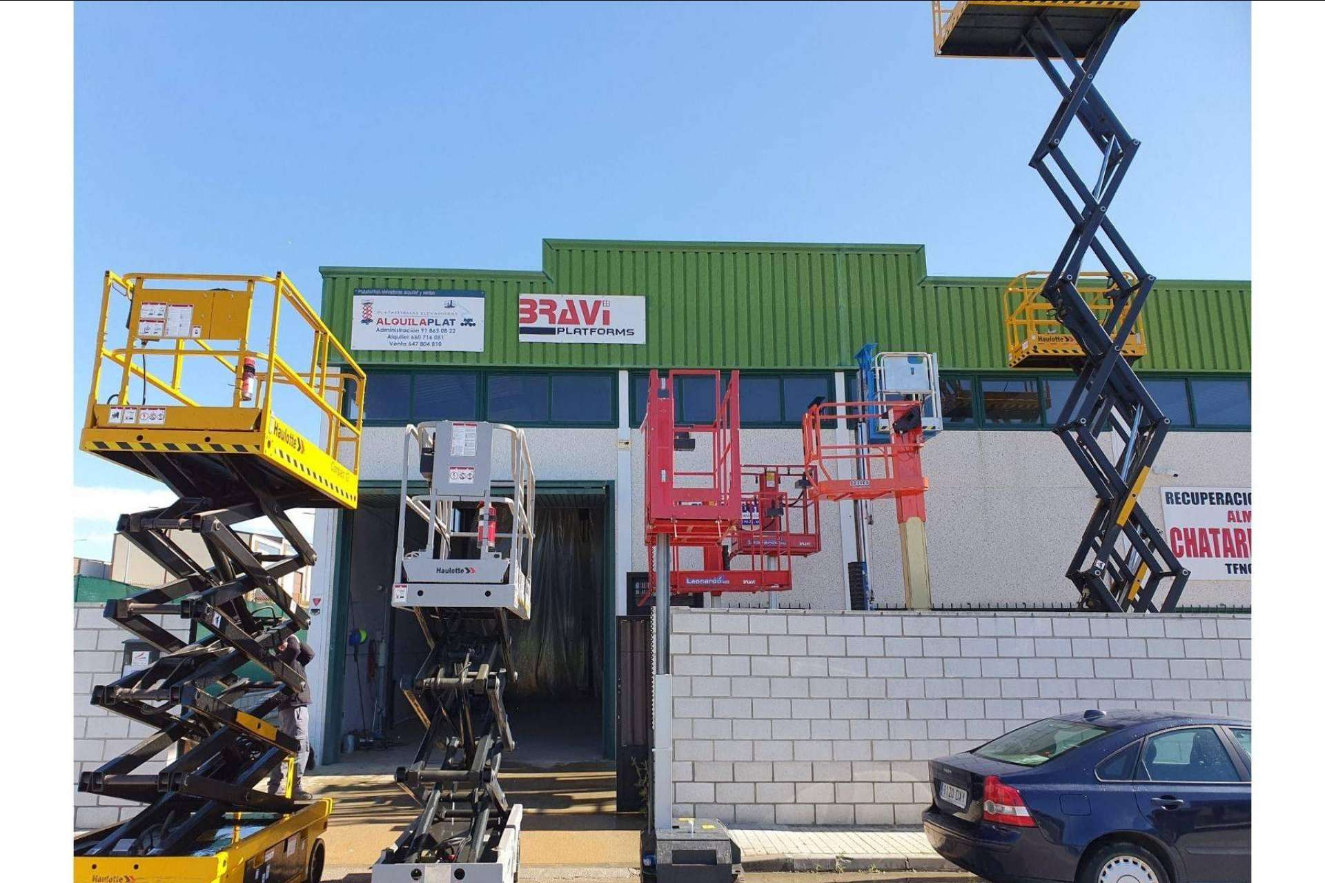 ALQUILAPLAT, servicio de alquiler y venta de camiones con cesta elevadora