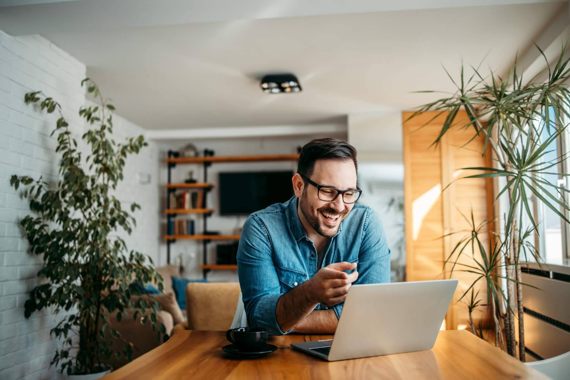 SETROI opiniones. Cómo mejorar la repercusión de una empresa en Internet