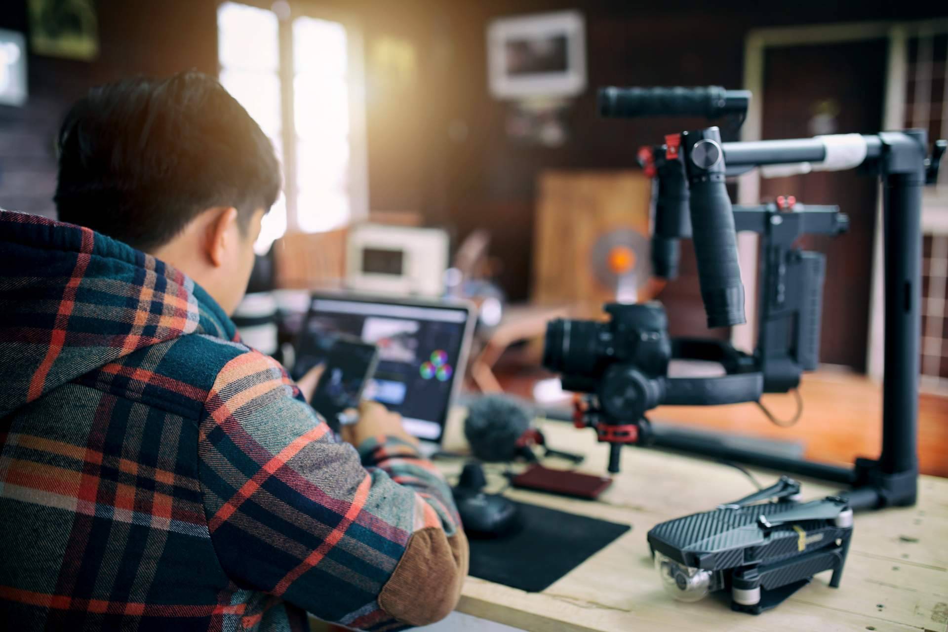 Generar vídeos para empresas en todo el territorio nacional es posible con la productora de vídeo FlitCut