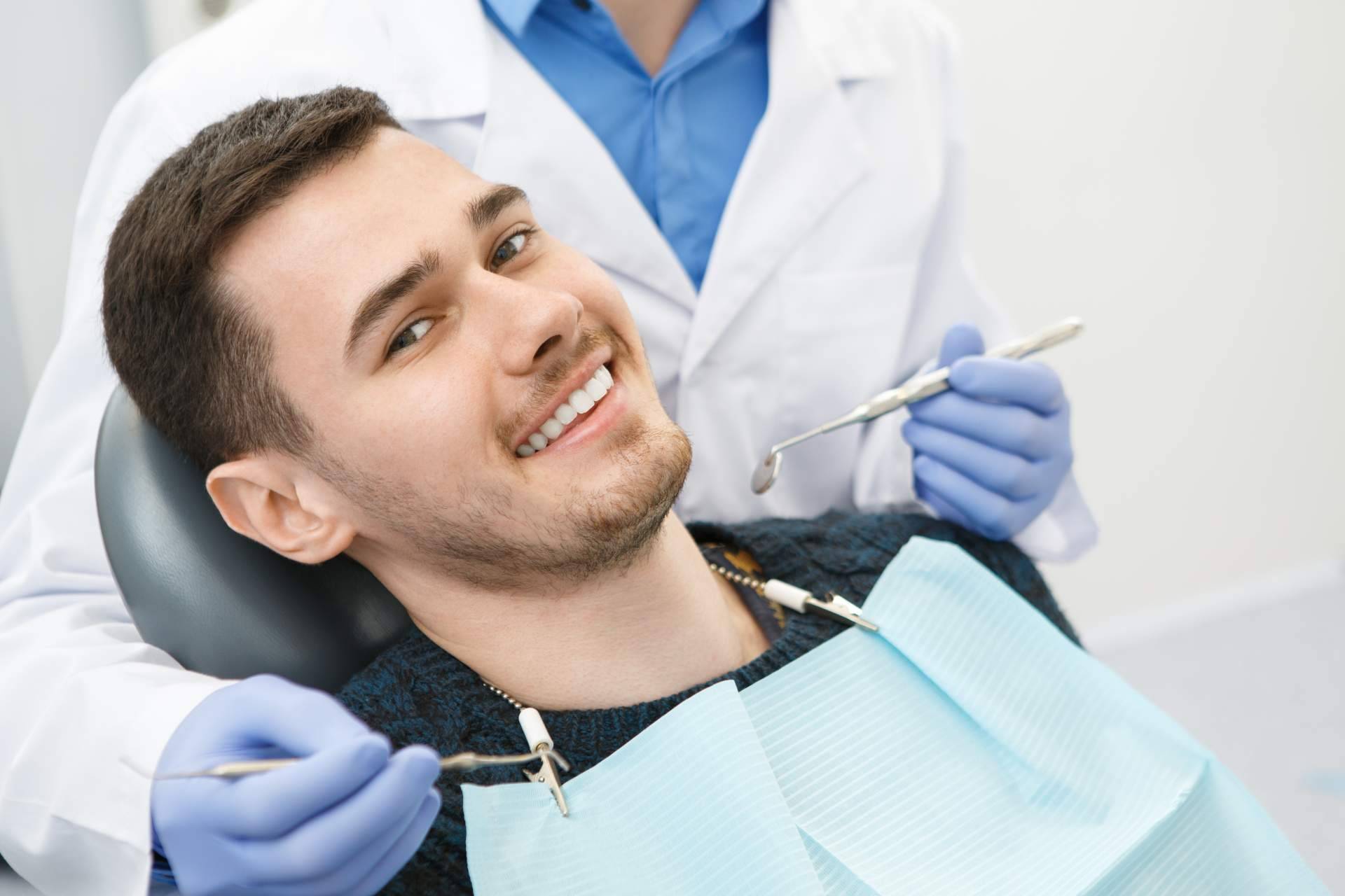 Clínica Sonrisas de Corrales Dental, profesionalidad y calidad en implantes dentales