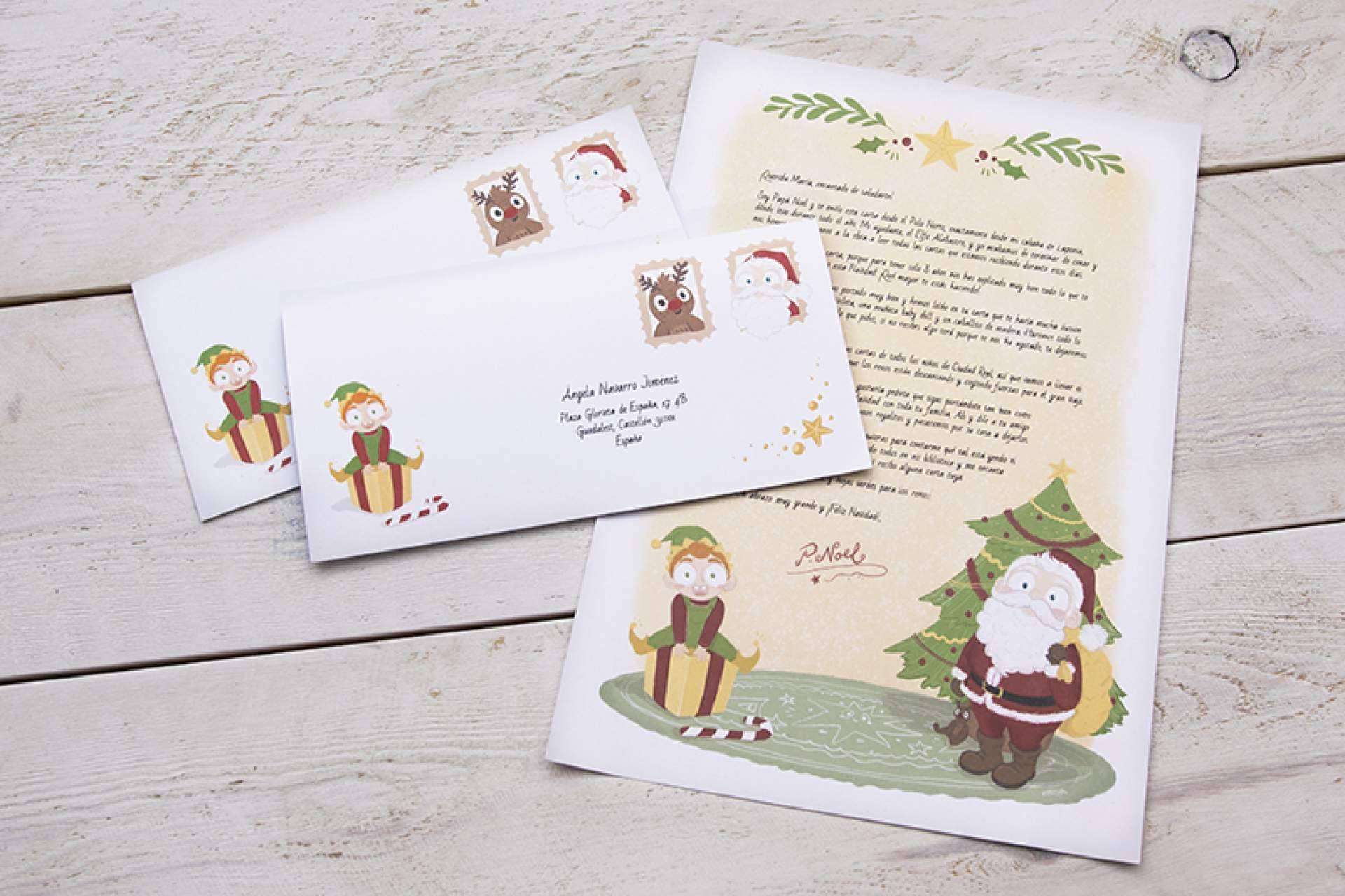 Judith Navarrete se ocupa de la carta de Papá Noel en Carta Personalizada
